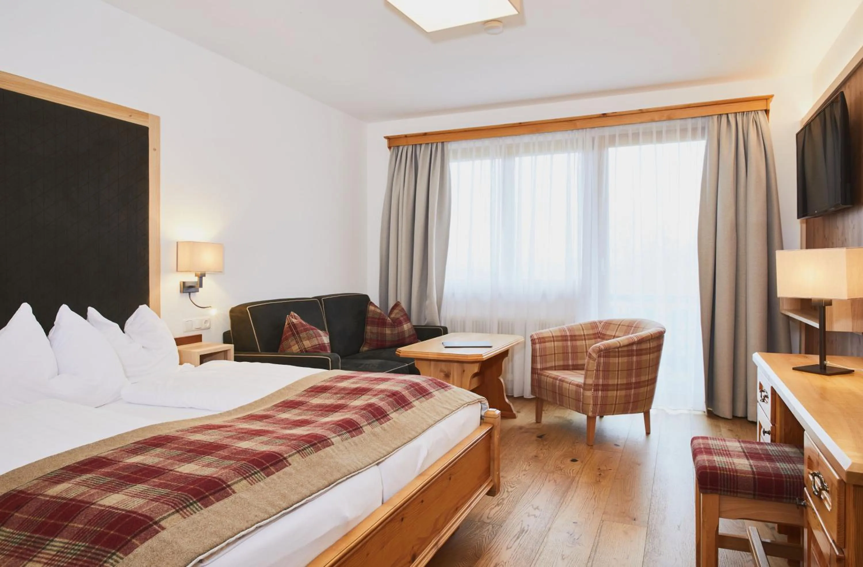 Photo of the whole room, Bed in Hotel Sperlhof