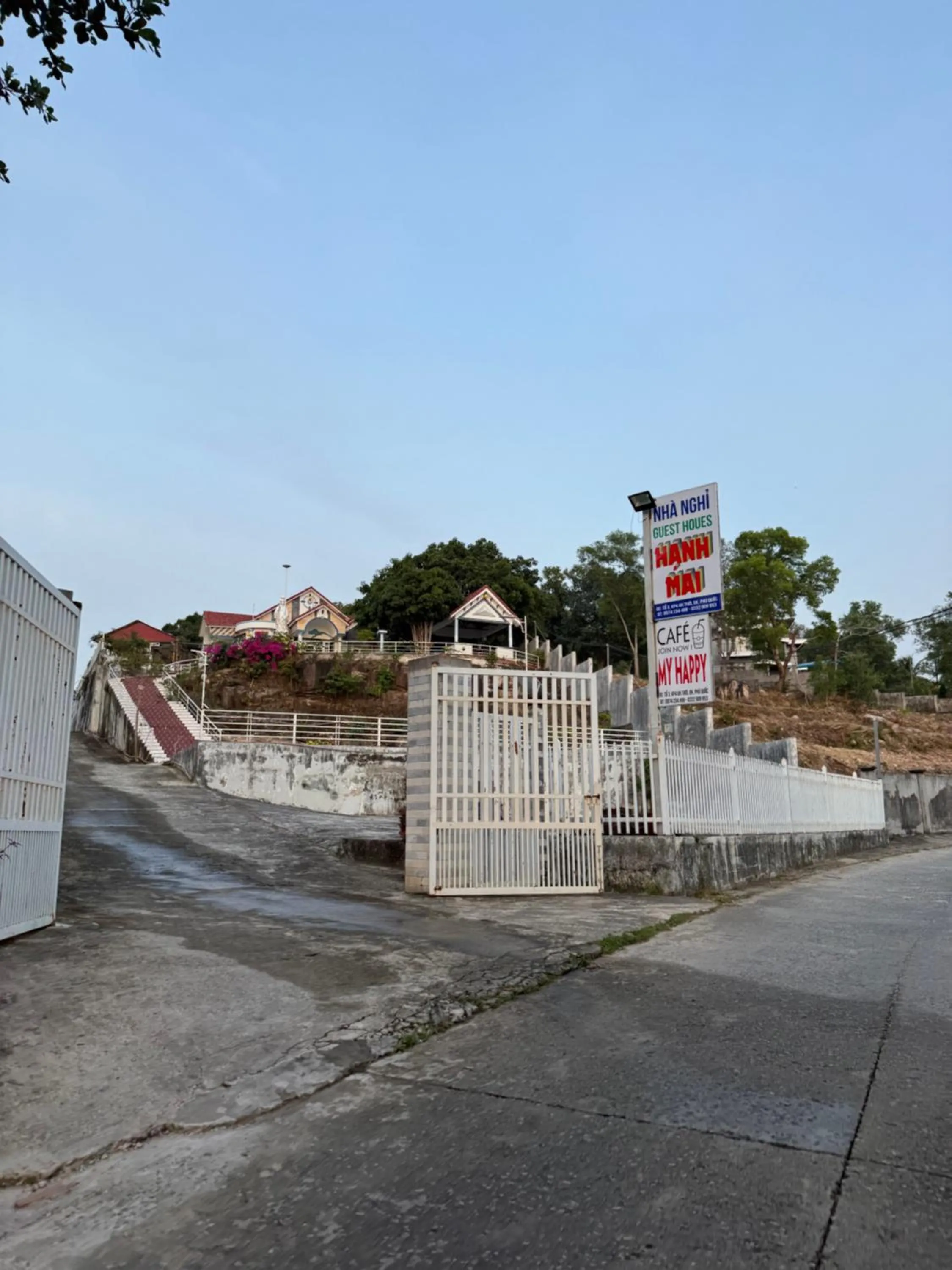 Property building in Hanh Mai Hotel