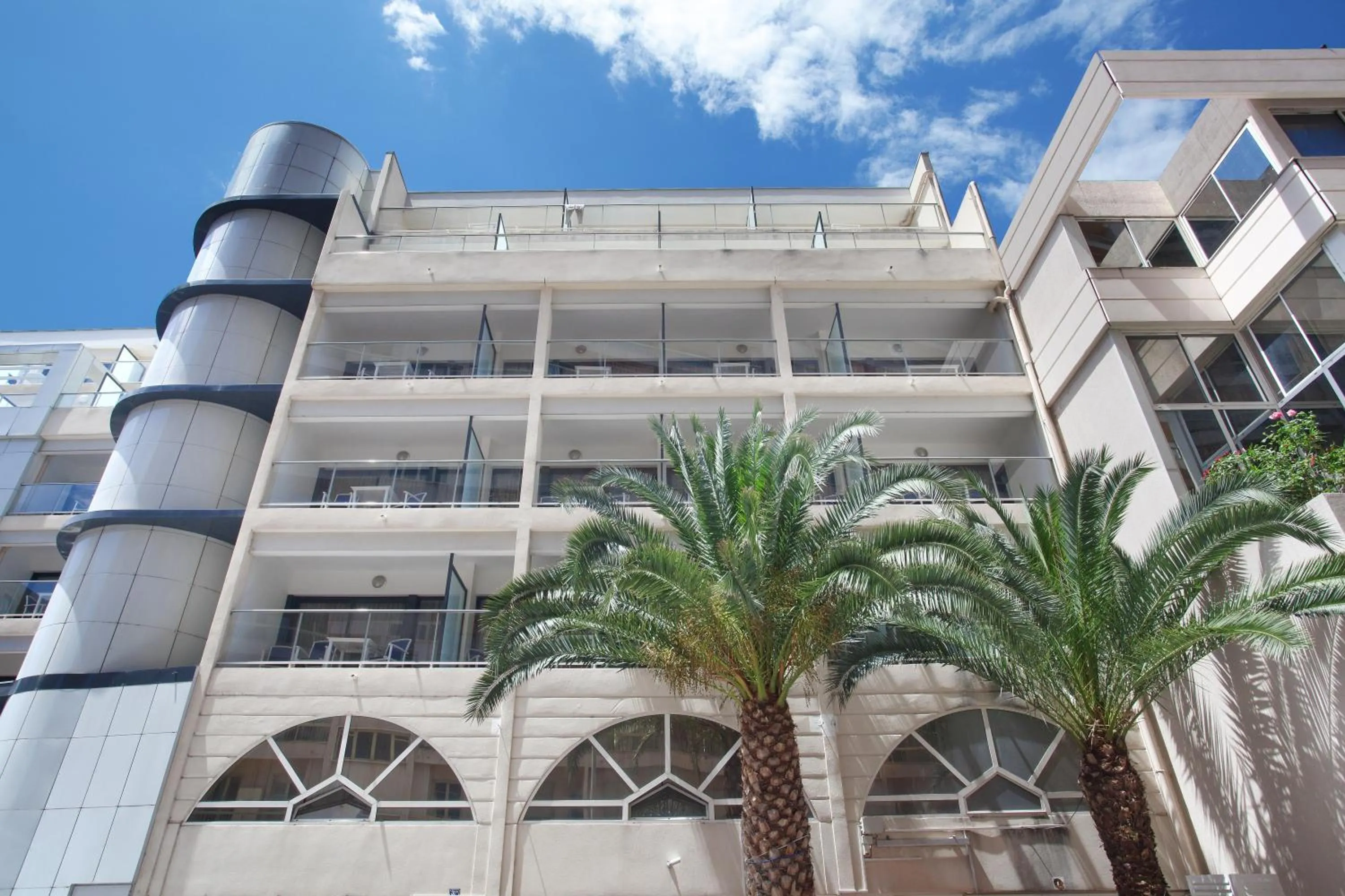 Facade/entrance in Appart'hôtel Odalys City - Monaco Les Hauts de la Principauté