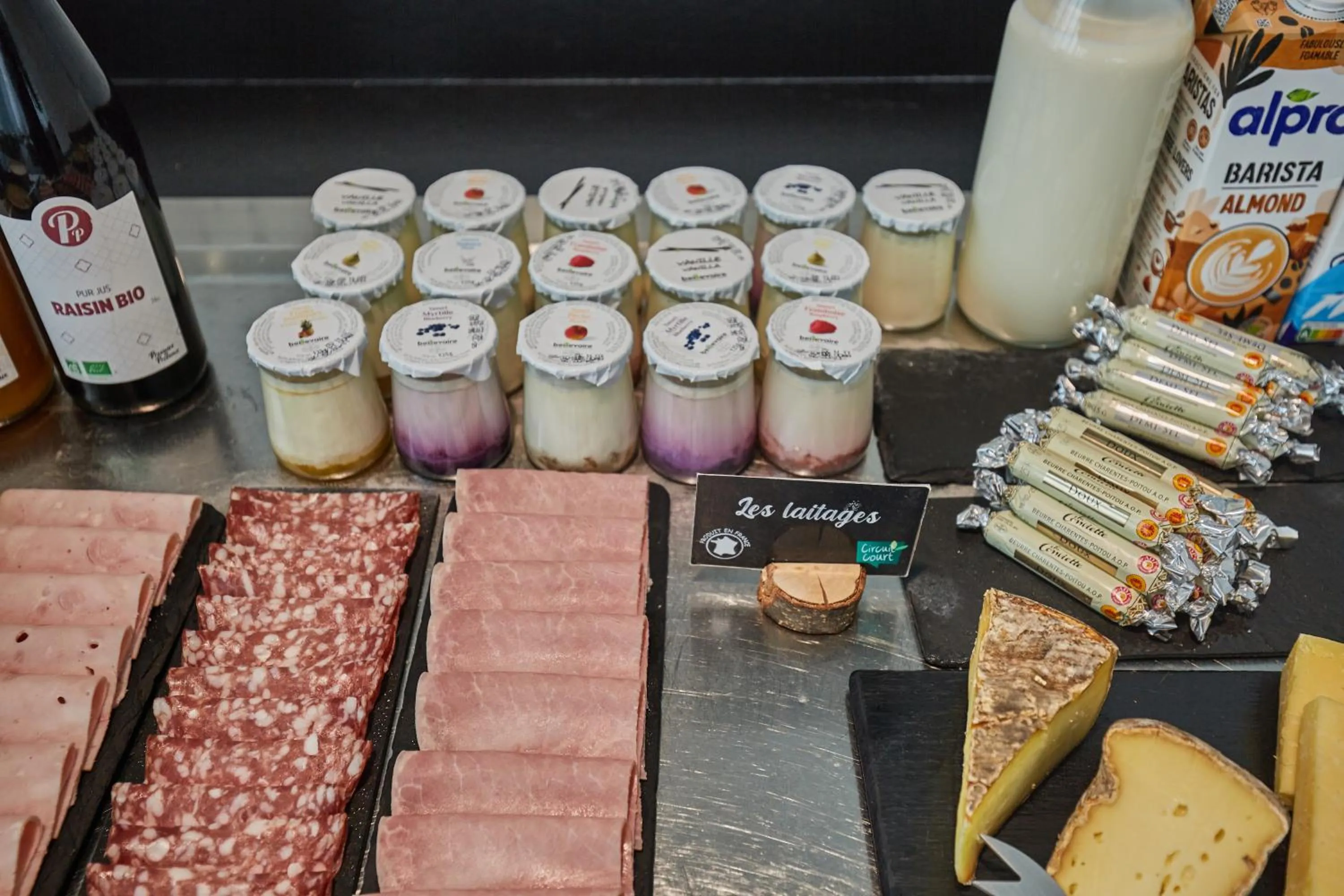 Buffet breakfast in Appart'hôtel Odalys City - Monaco Les Hauts de la Principauté