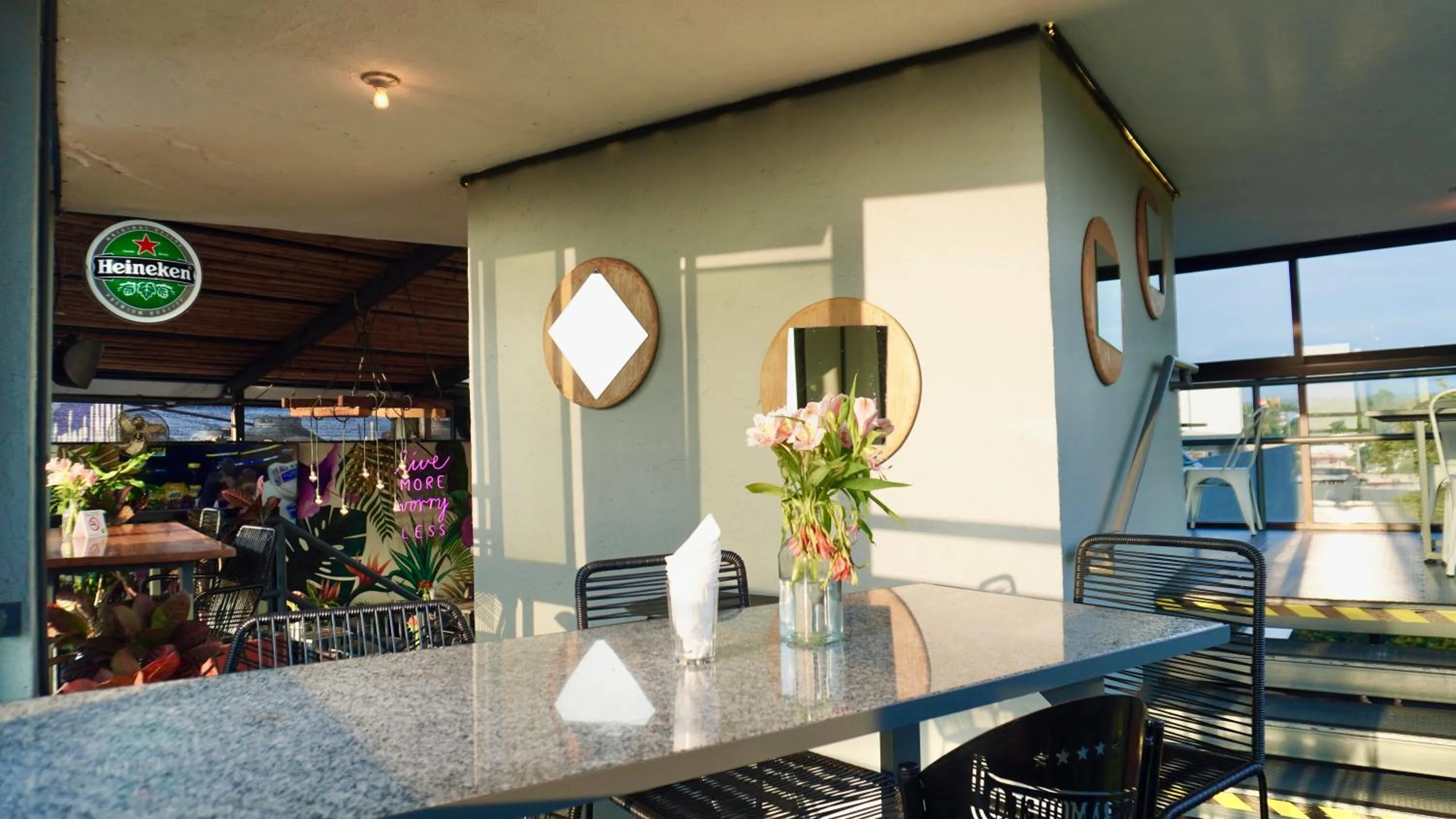 Restaurant/places to eat in Comfort Inn Cordoba