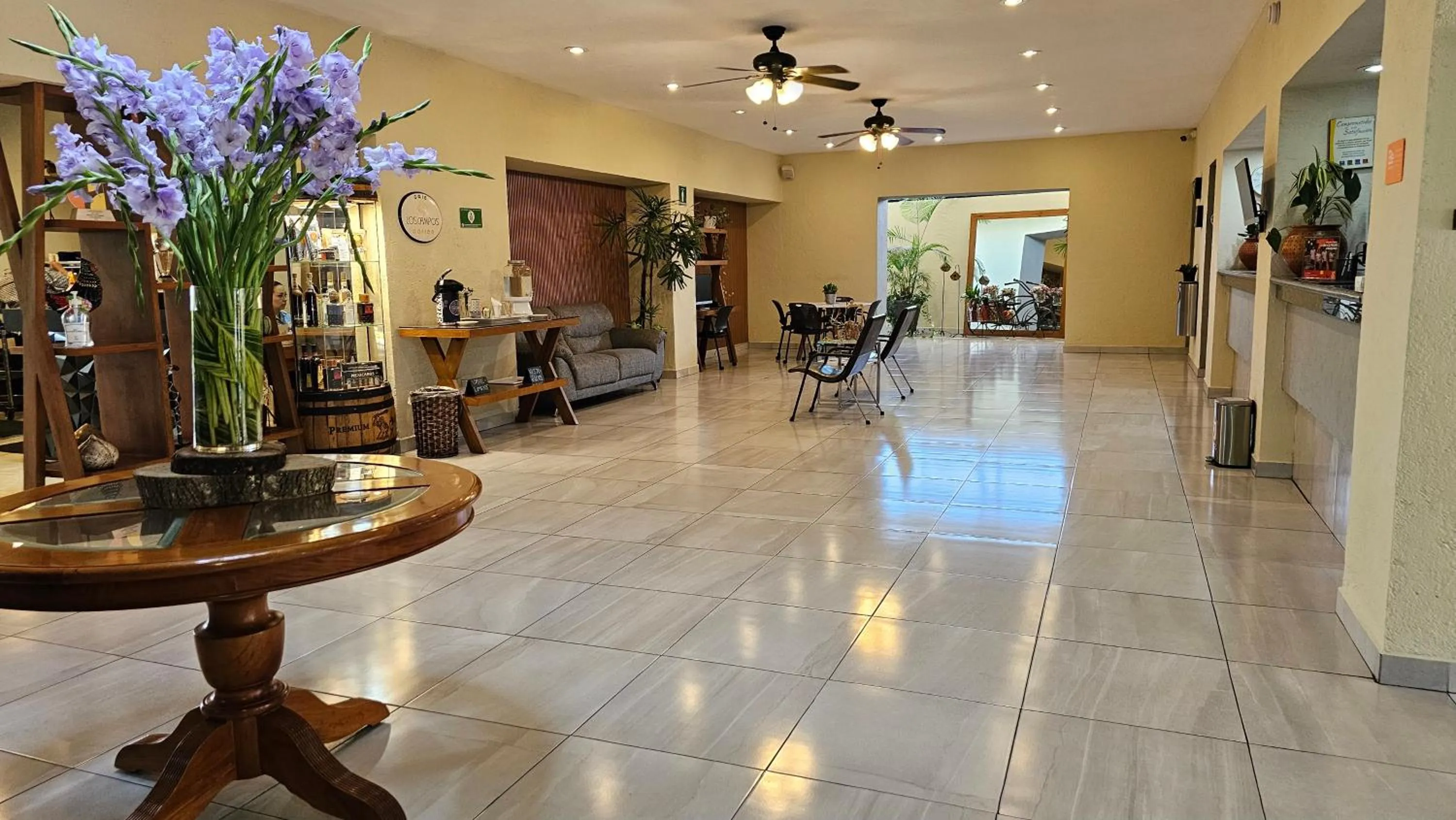 Lobby or reception in Comfort Inn Cordoba