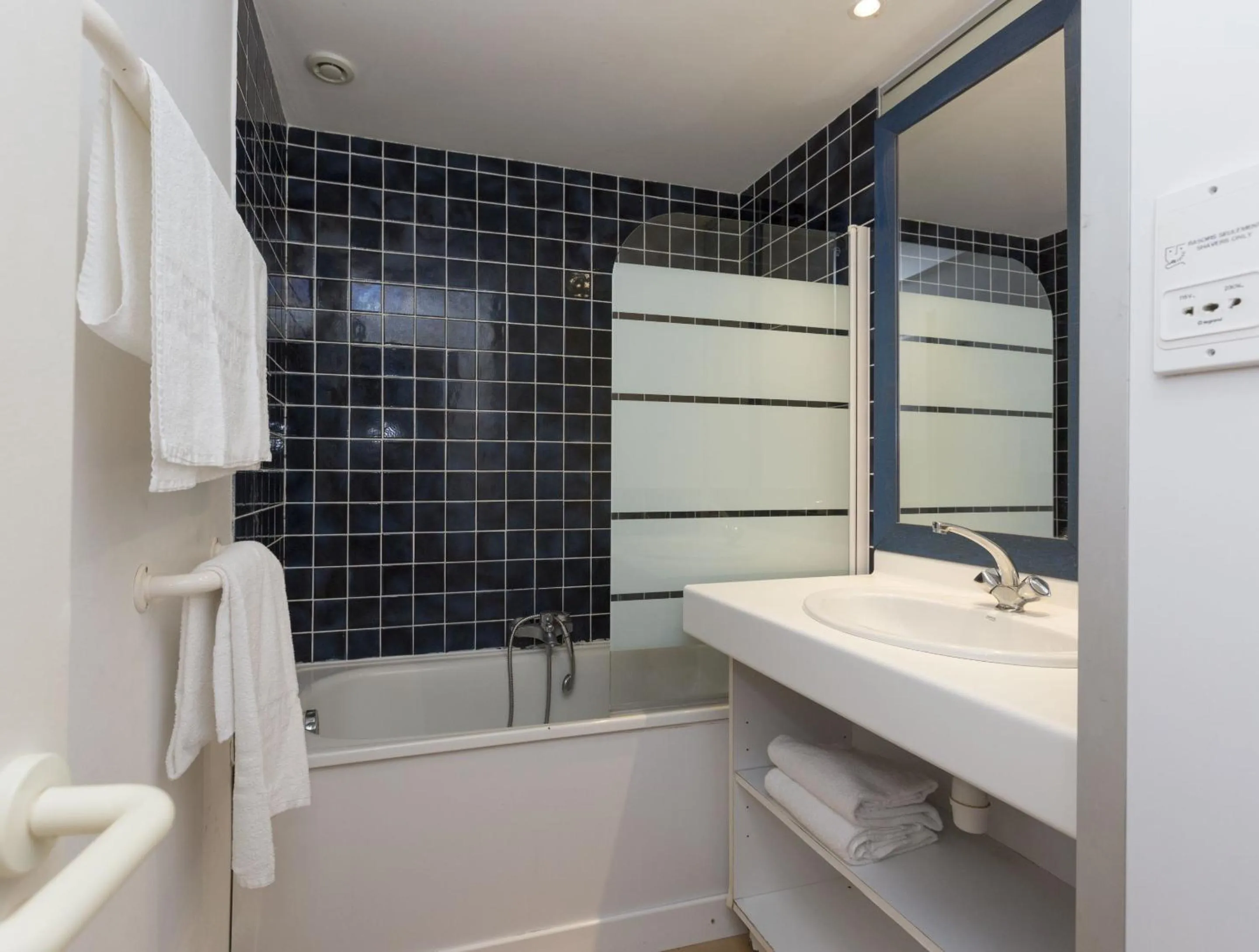 Bathroom in Résidence Odalys Stella di l'Aria