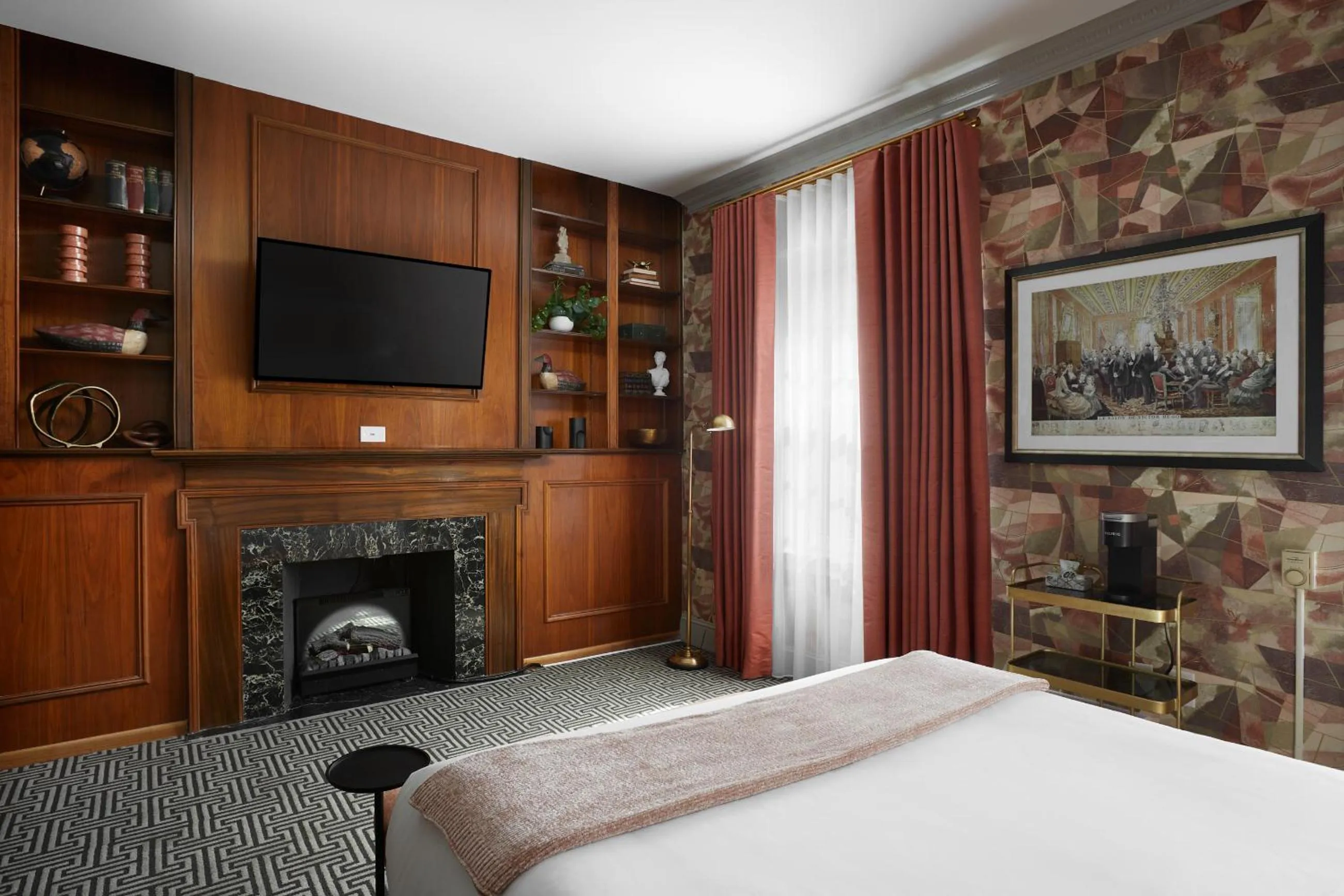 Bed in The Franklin on Rittenhouse, A Boutique Hotel