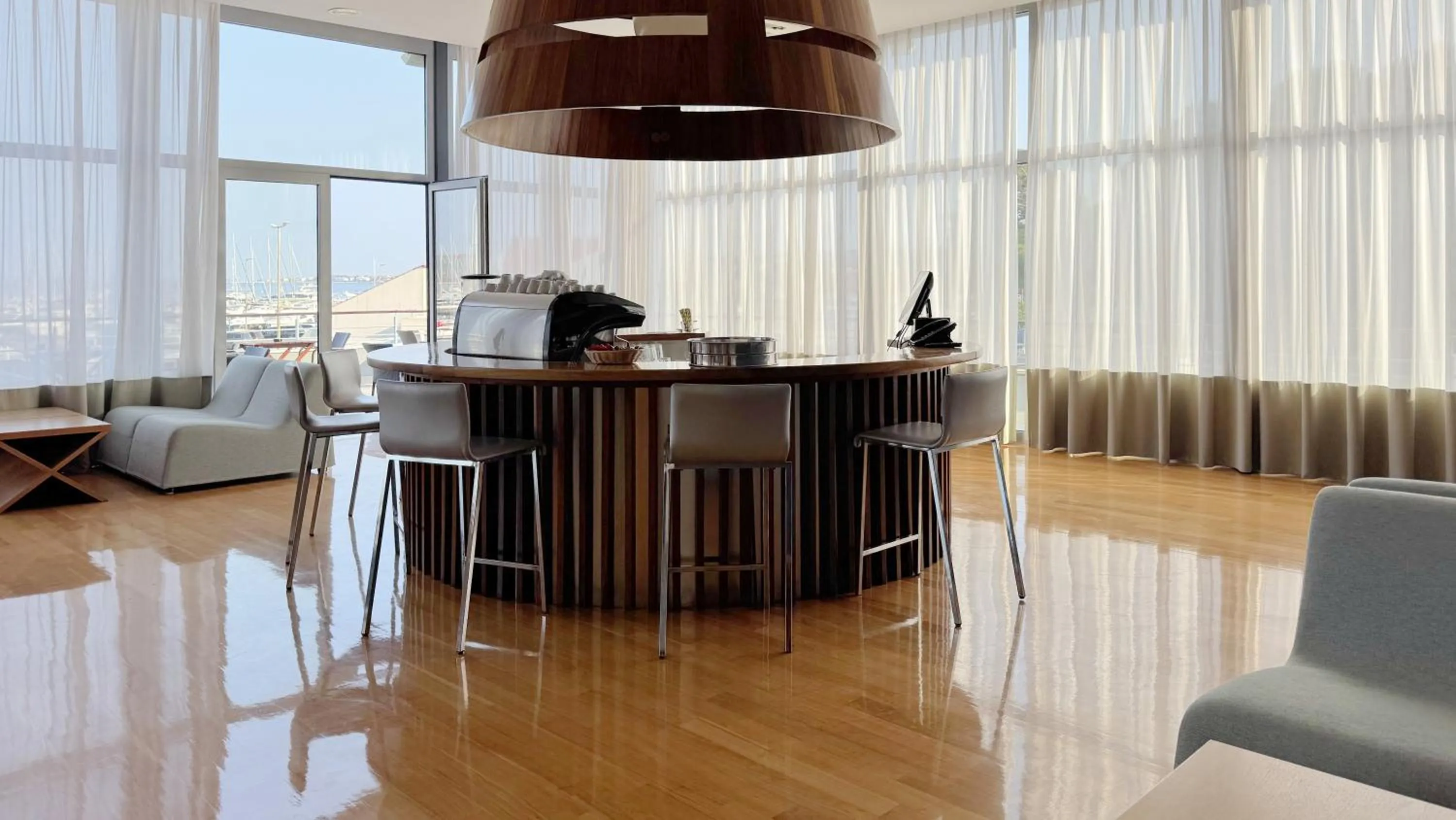 Property building in Hotel IN