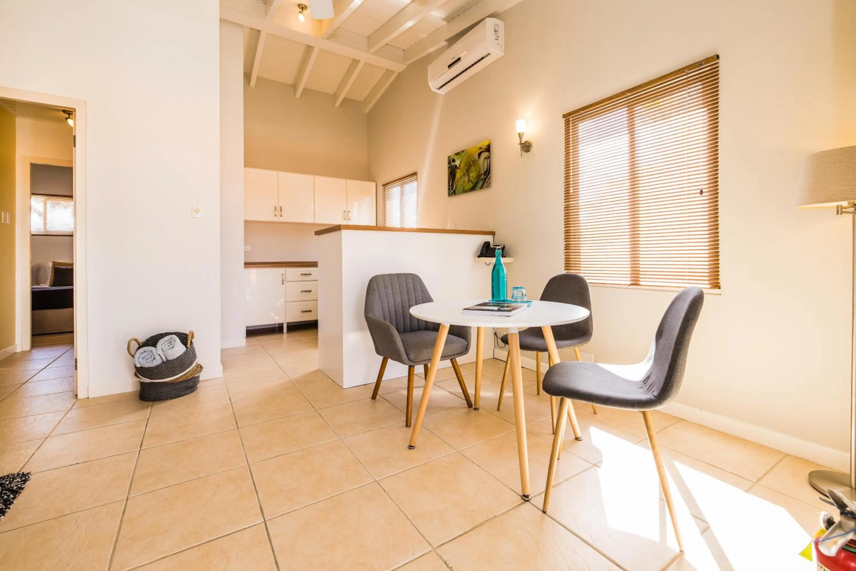 Dining area in Paradera Park Aruba