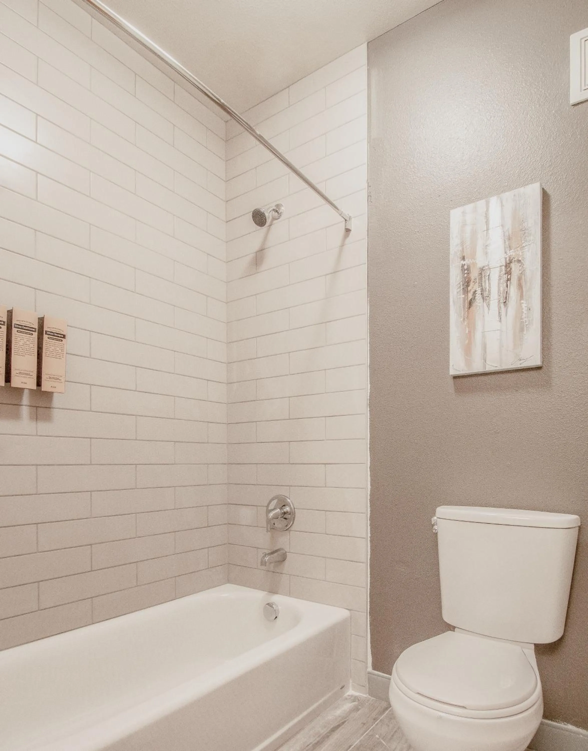 Bathroom in Best Western PLUS Peppertree Airport Inn