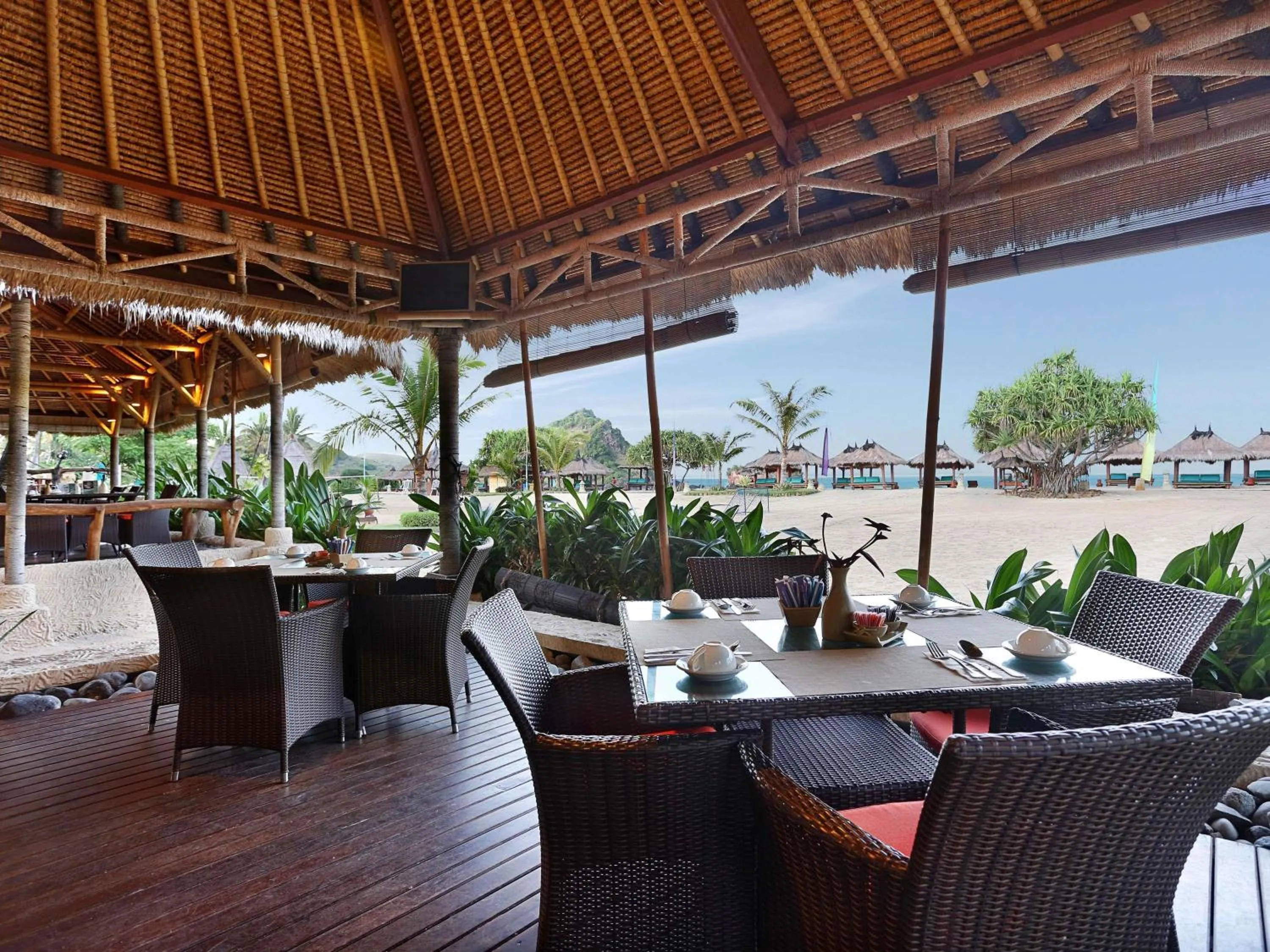 Restaurant/places to eat in Novotel Lombok Resort & Villas