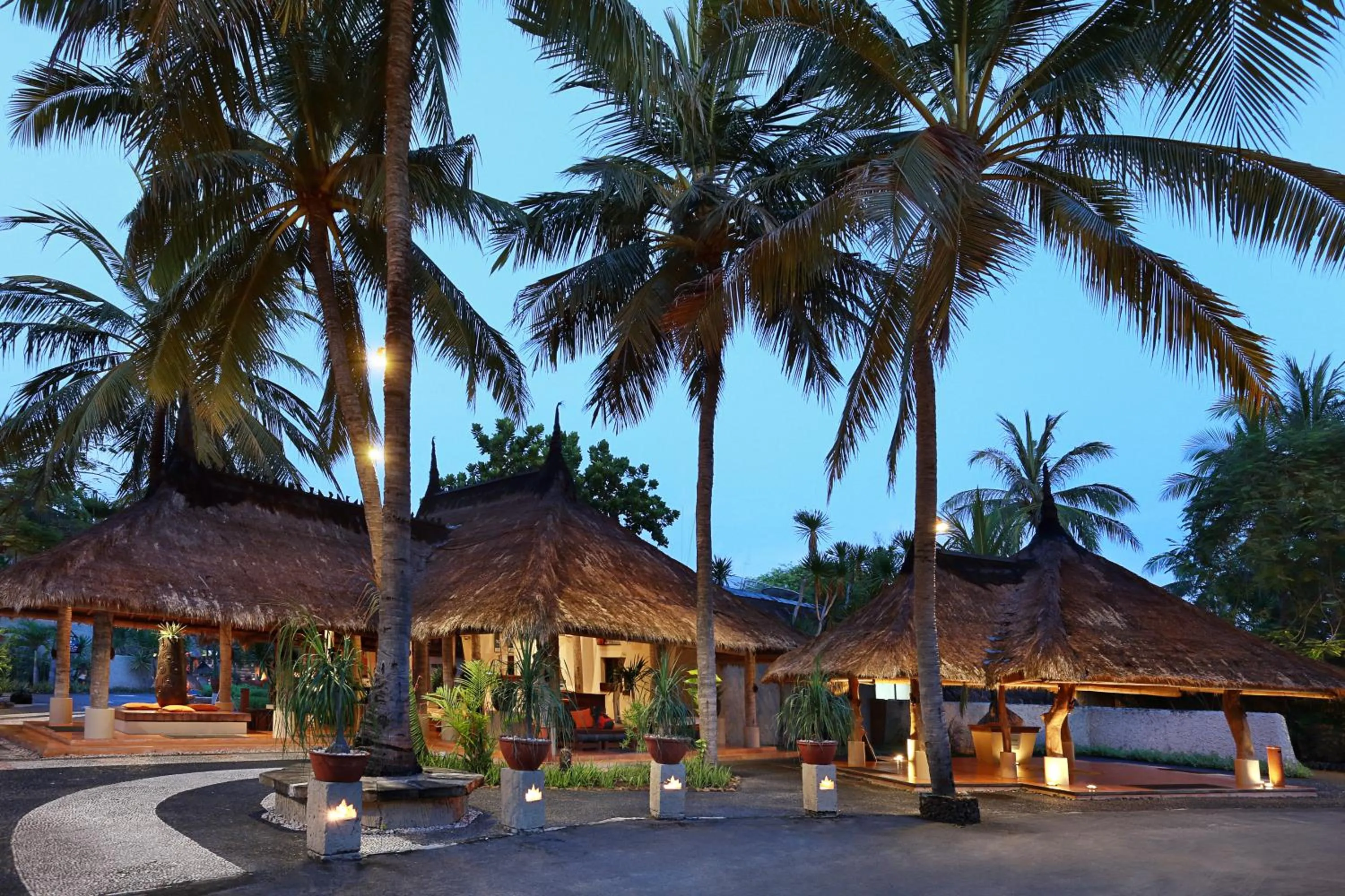 Lobby or reception in Novotel Lombok Resort & Villas
