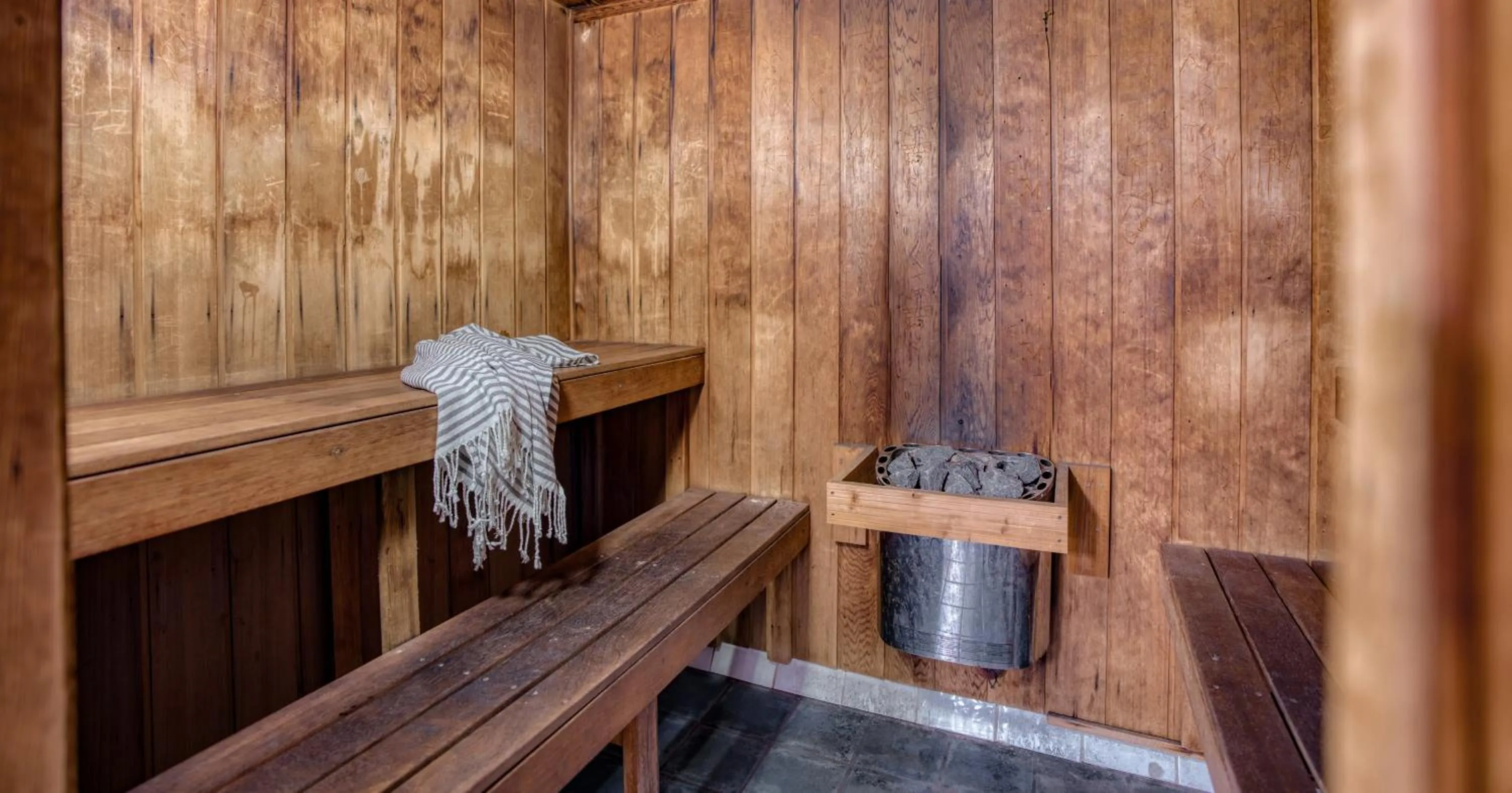 Sauna in Talisman Beachside Broadbeach