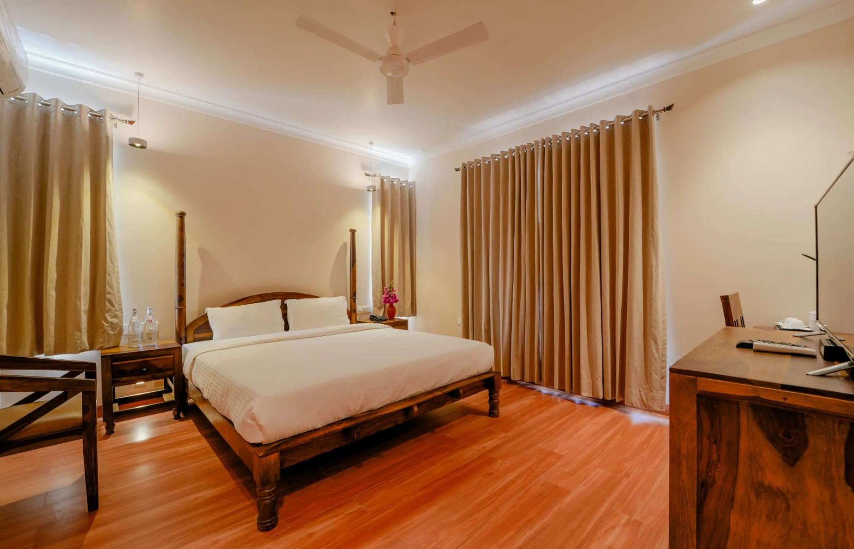Bed in R41-A Boutique Hotel In Jaipur Vaishali Nagar