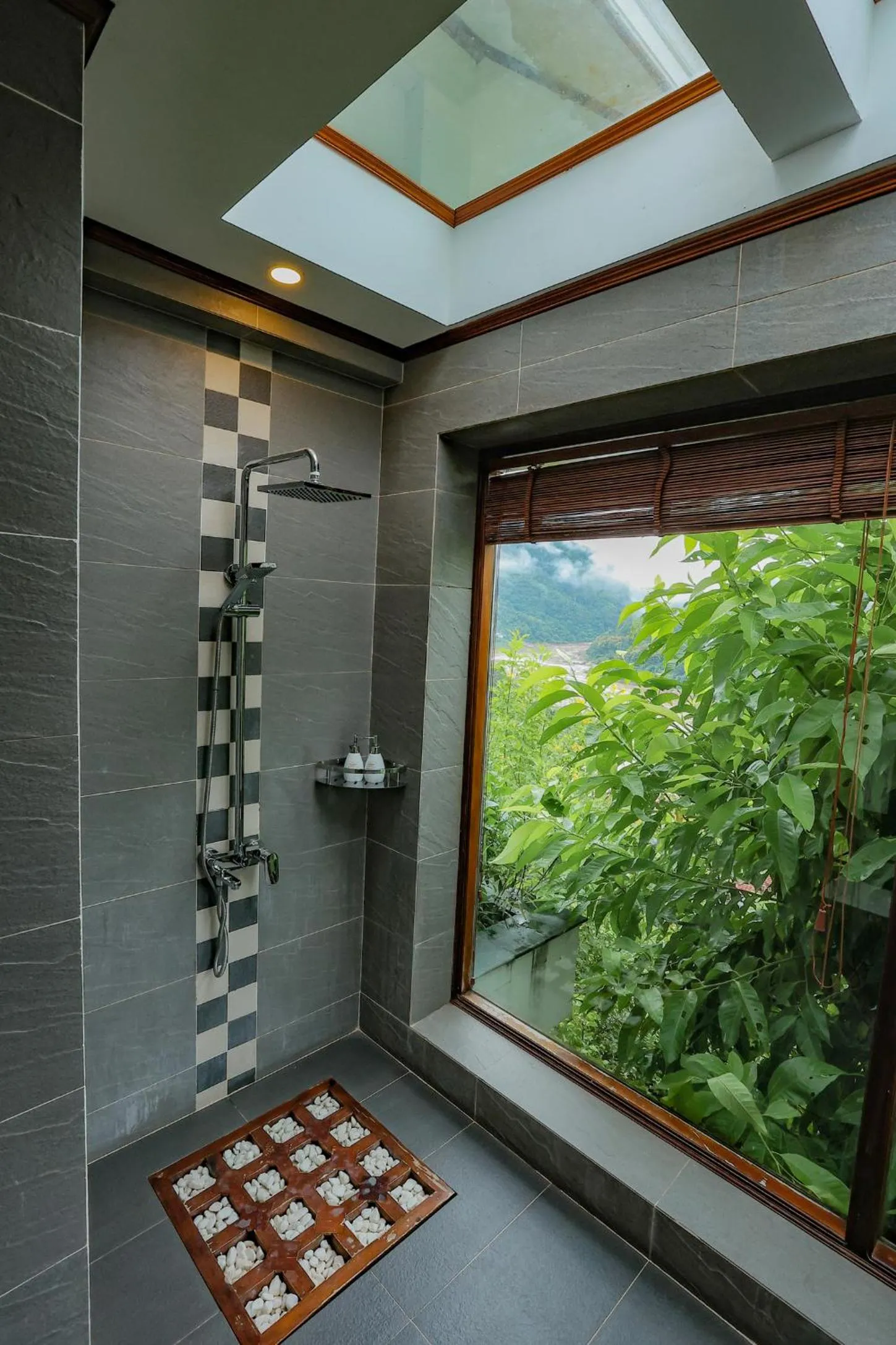 Bathroom in Le Grand Pakbeng