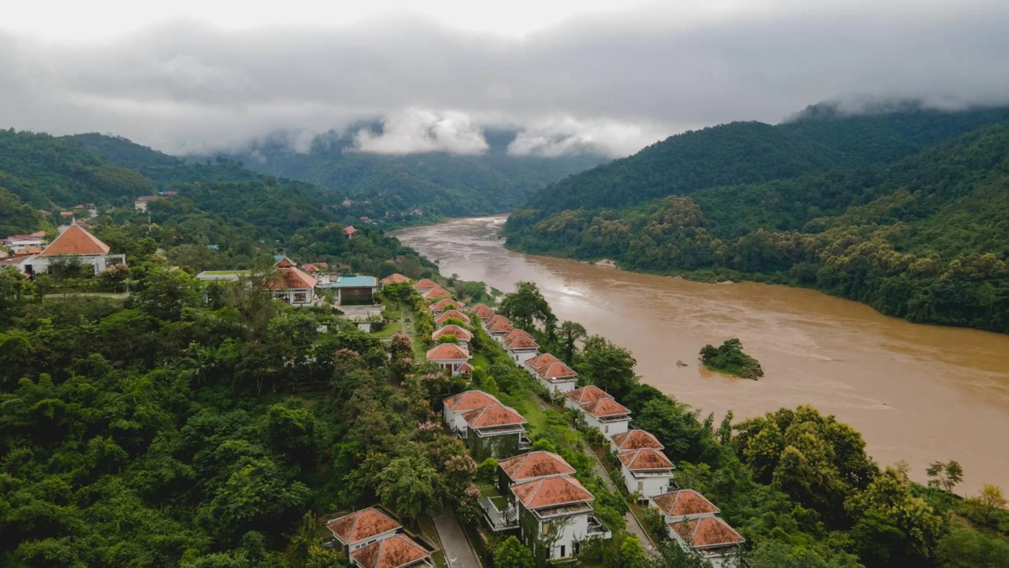 Natural landscape in Le Grand Pakbeng