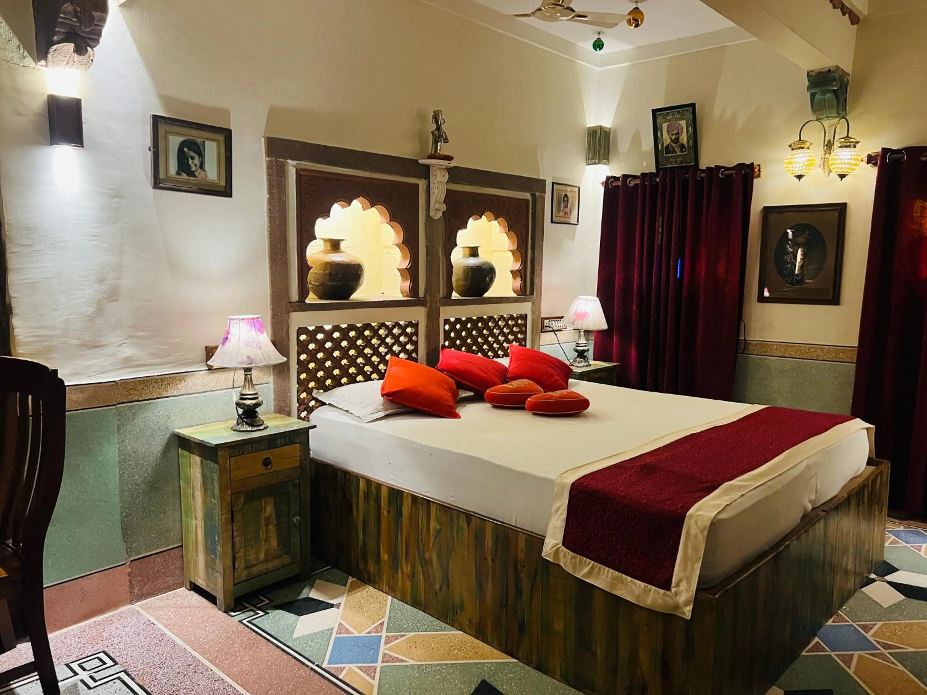 Bed in Raj Mandir Boutique Home Stay