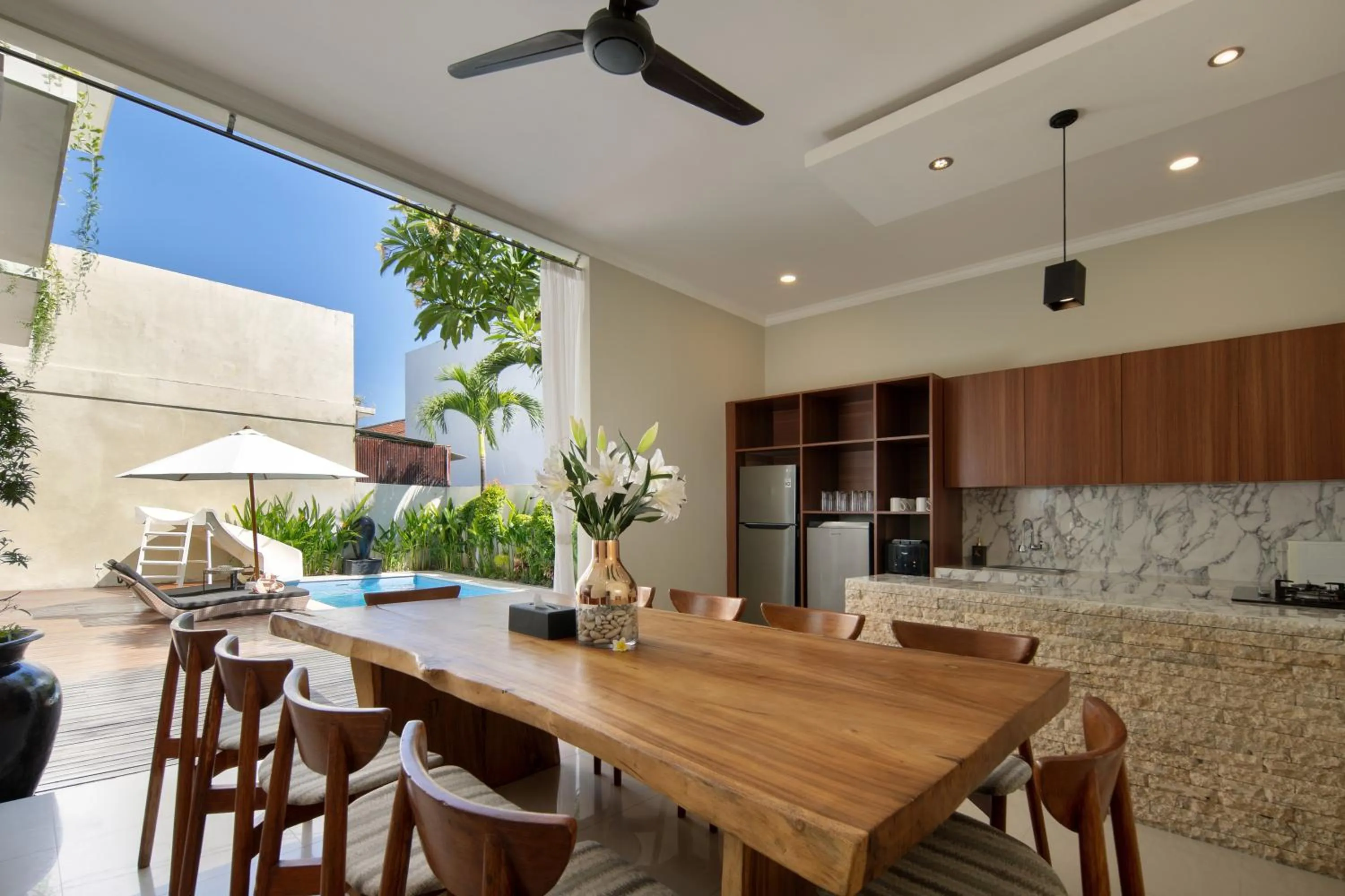 Kitchen or kitchenette in Daha Mansions Seminyak