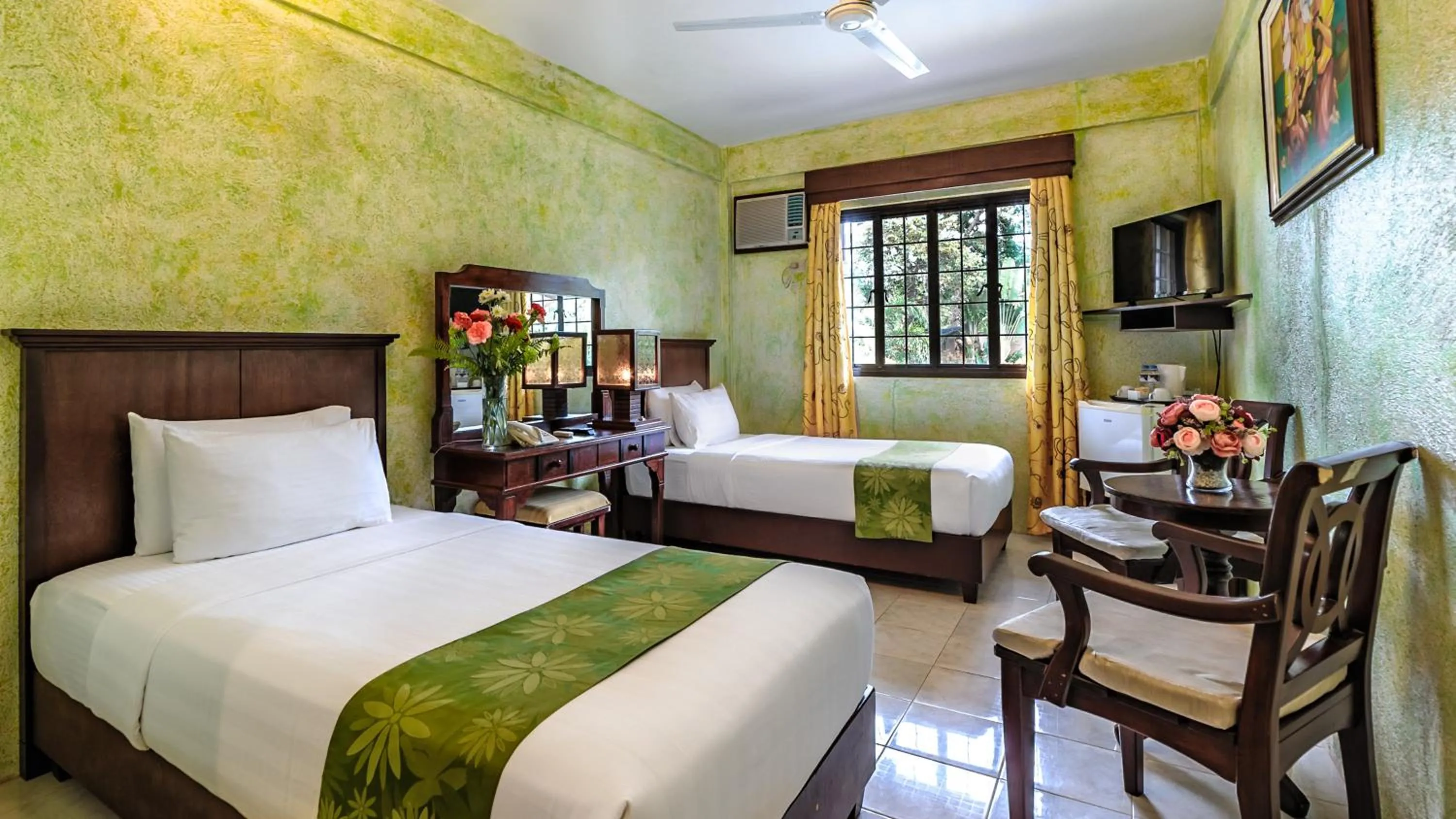 Bedroom, Bed in Flushing Meadows Resorts & Playground