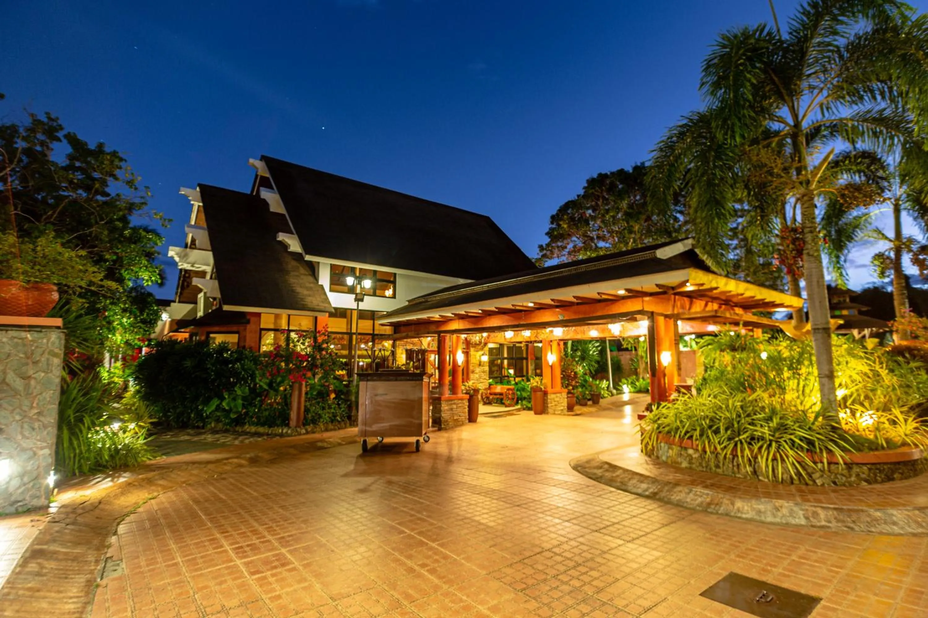 Property building in Flushing Meadows Resorts & Playground