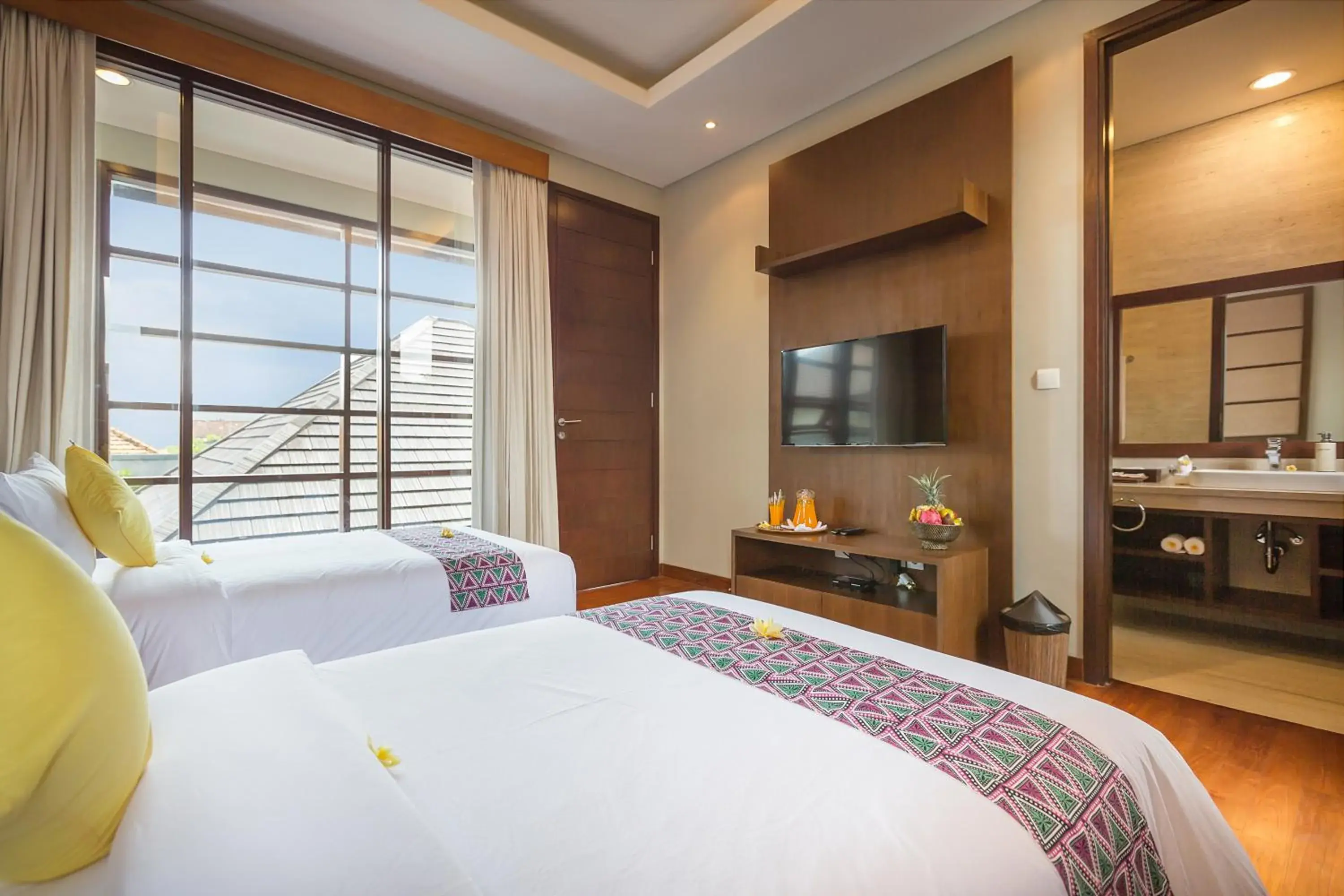 Three-Bedroom Villa with Private Pool in Entrada Seminyak Villa By Nagisa Bali Three-Bedroom Villa with Private Pool in Entrada Seminyak Villa By Nagisa Bali