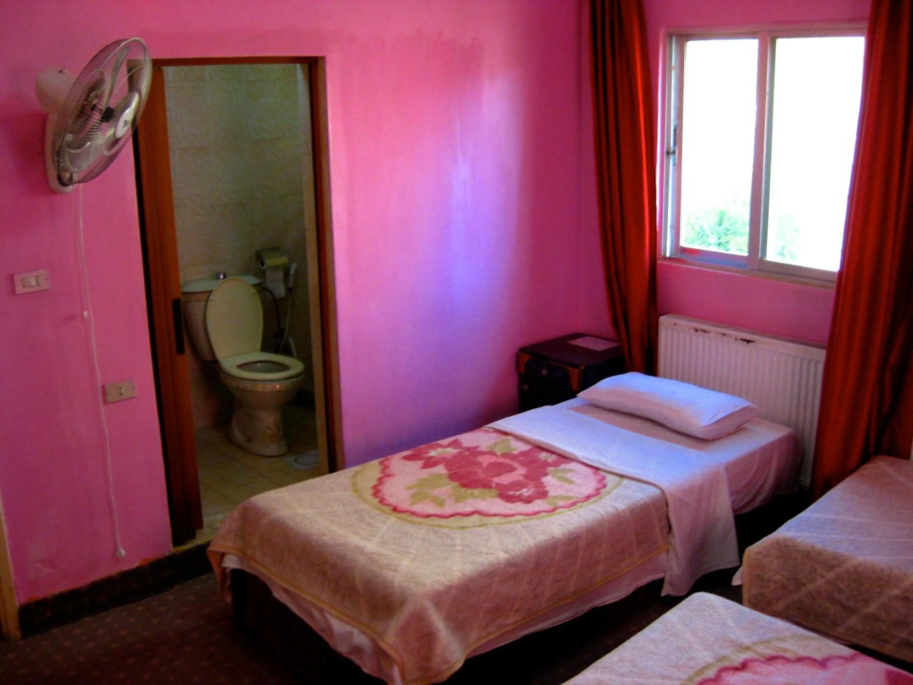 Bed in Valentine Inn