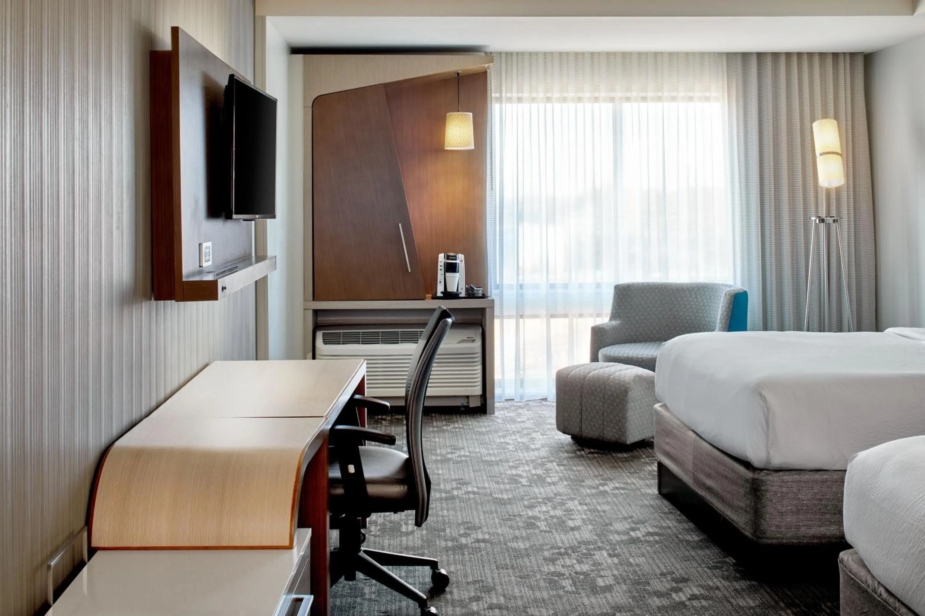 Photo of the whole room, Bed in Courtyard by Marriott Atlanta Lithia Springs