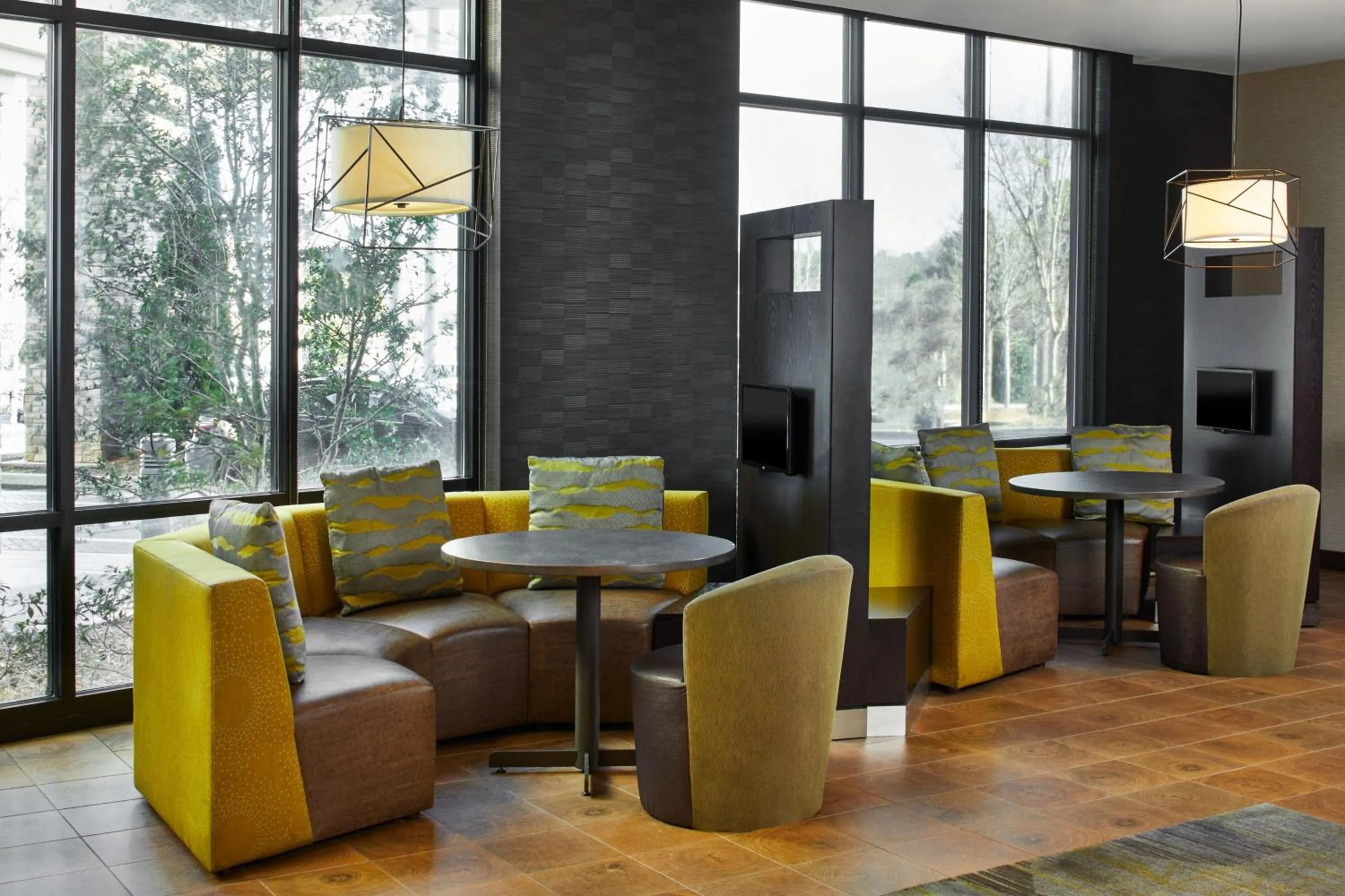 Restaurant/places to eat in Courtyard by Marriott Atlanta Lithia Springs