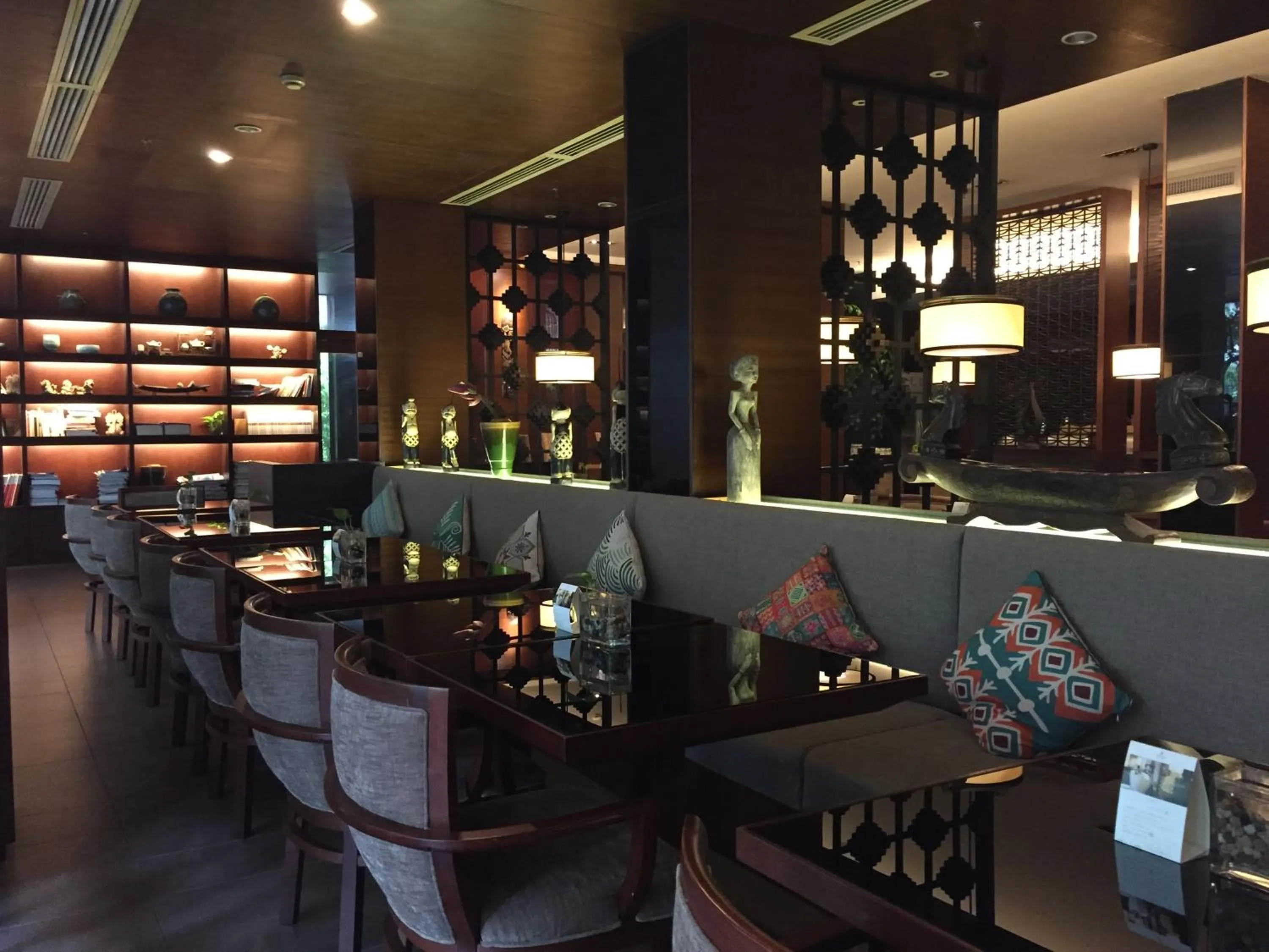Restaurant/places to eat in SSAW Boutique Hotel Hangzhou West Lake Yilian