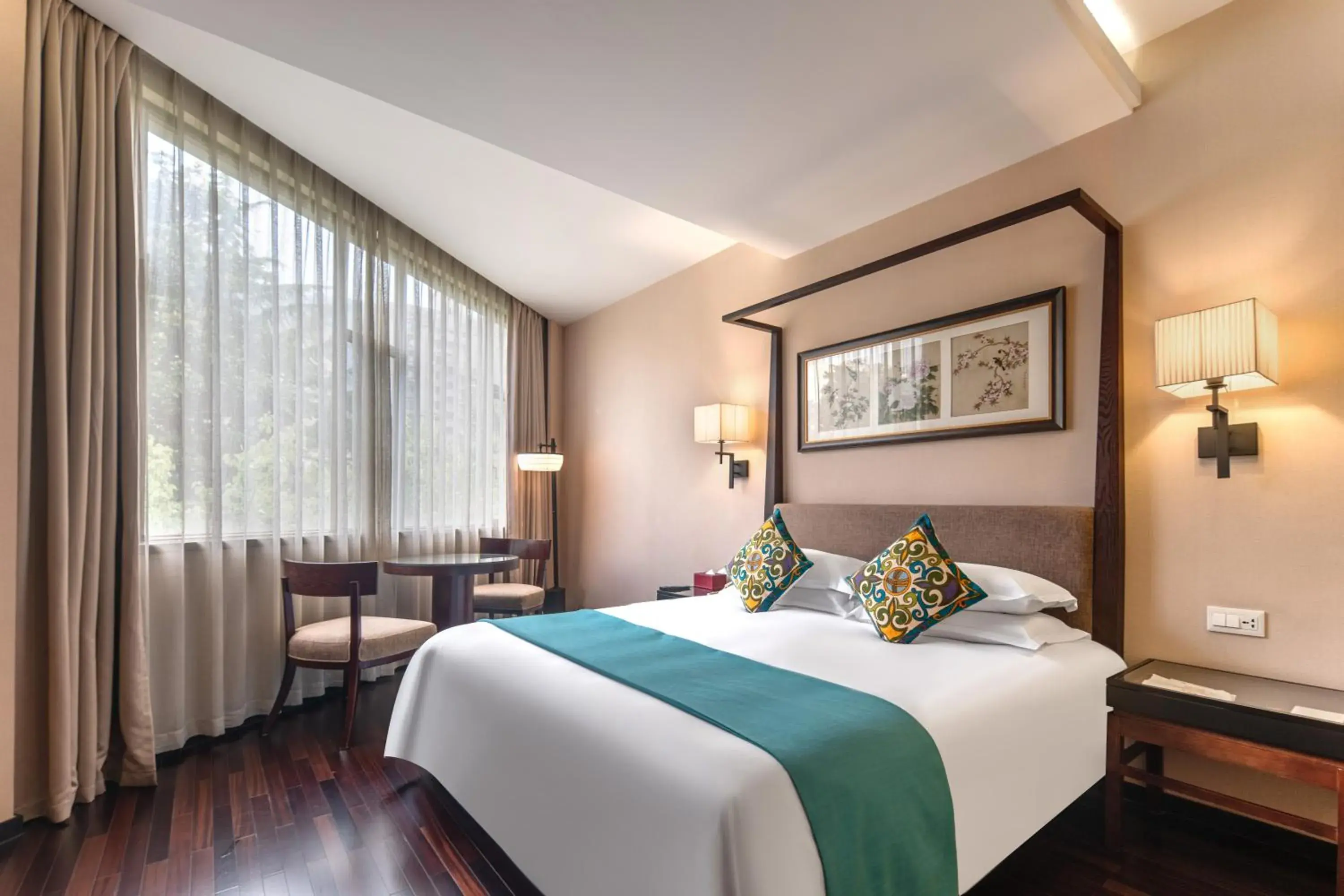 Suite in SSAW Boutique Hotel Hangzhou West Lake Yilian Suite in SSAW Boutique Hotel Hangzhou West Lake Yilian