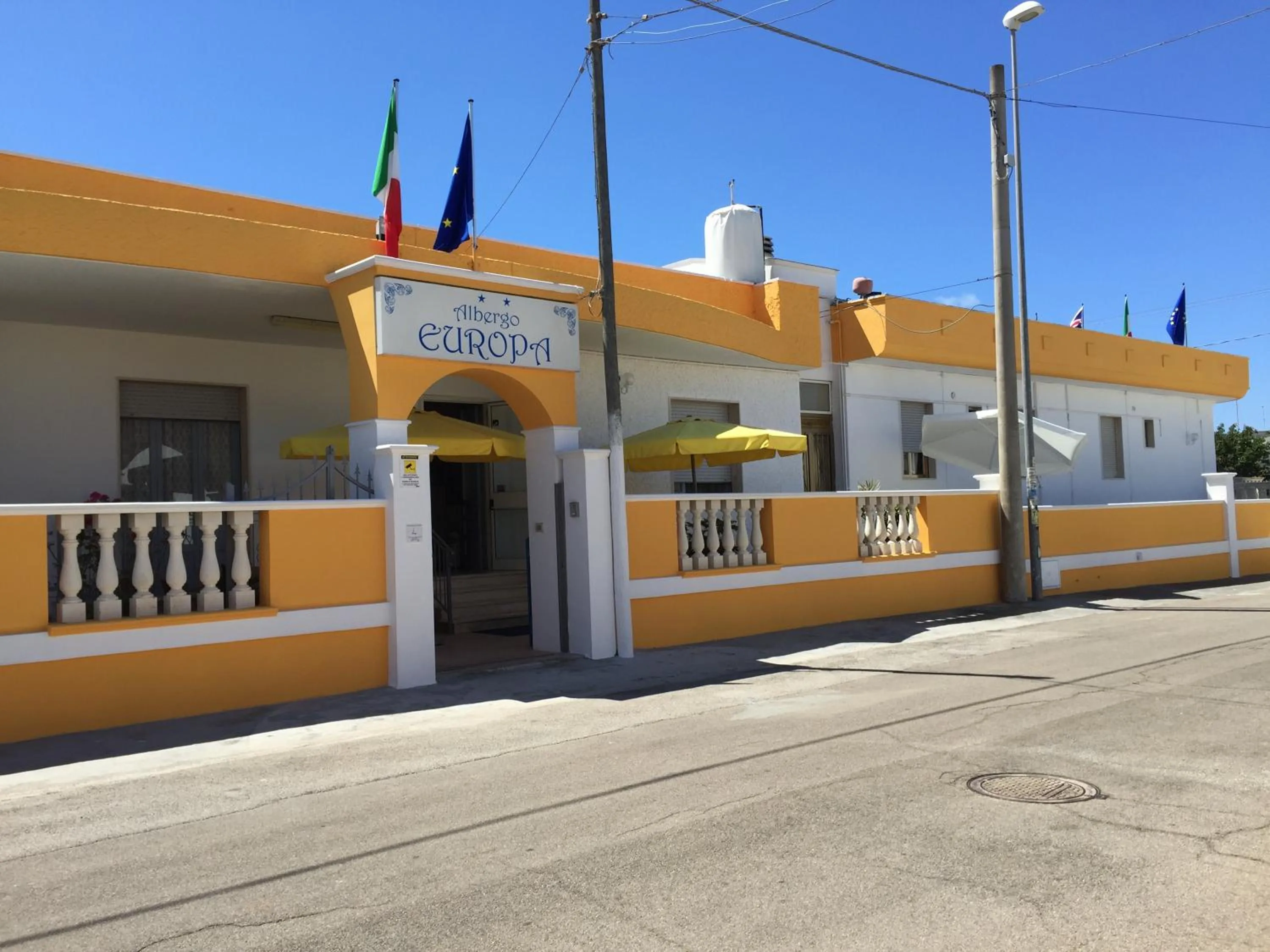 Facade/entrance in Albergo Europa