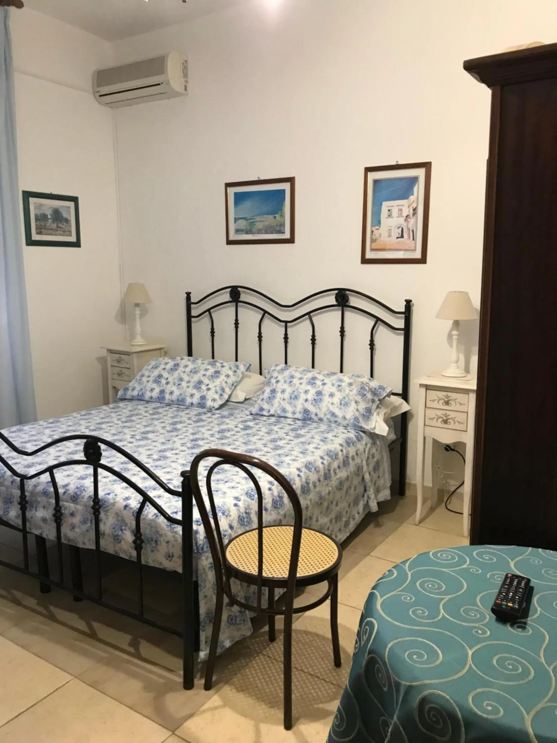 Bed in Albergo Europa