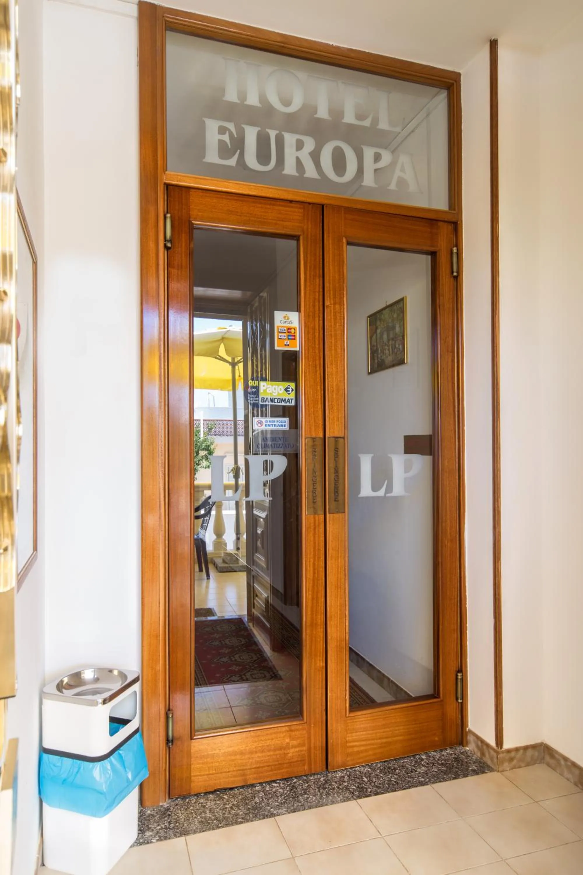 Facade/entrance in Albergo Europa