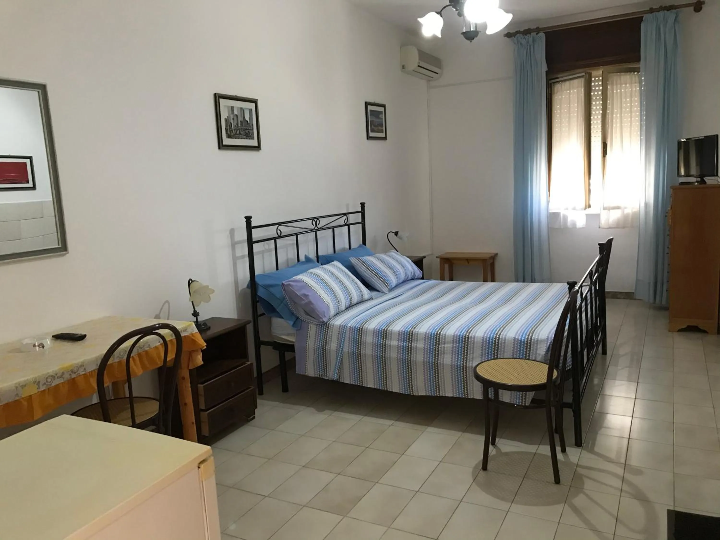 Bedroom, Bed in Albergo Europa