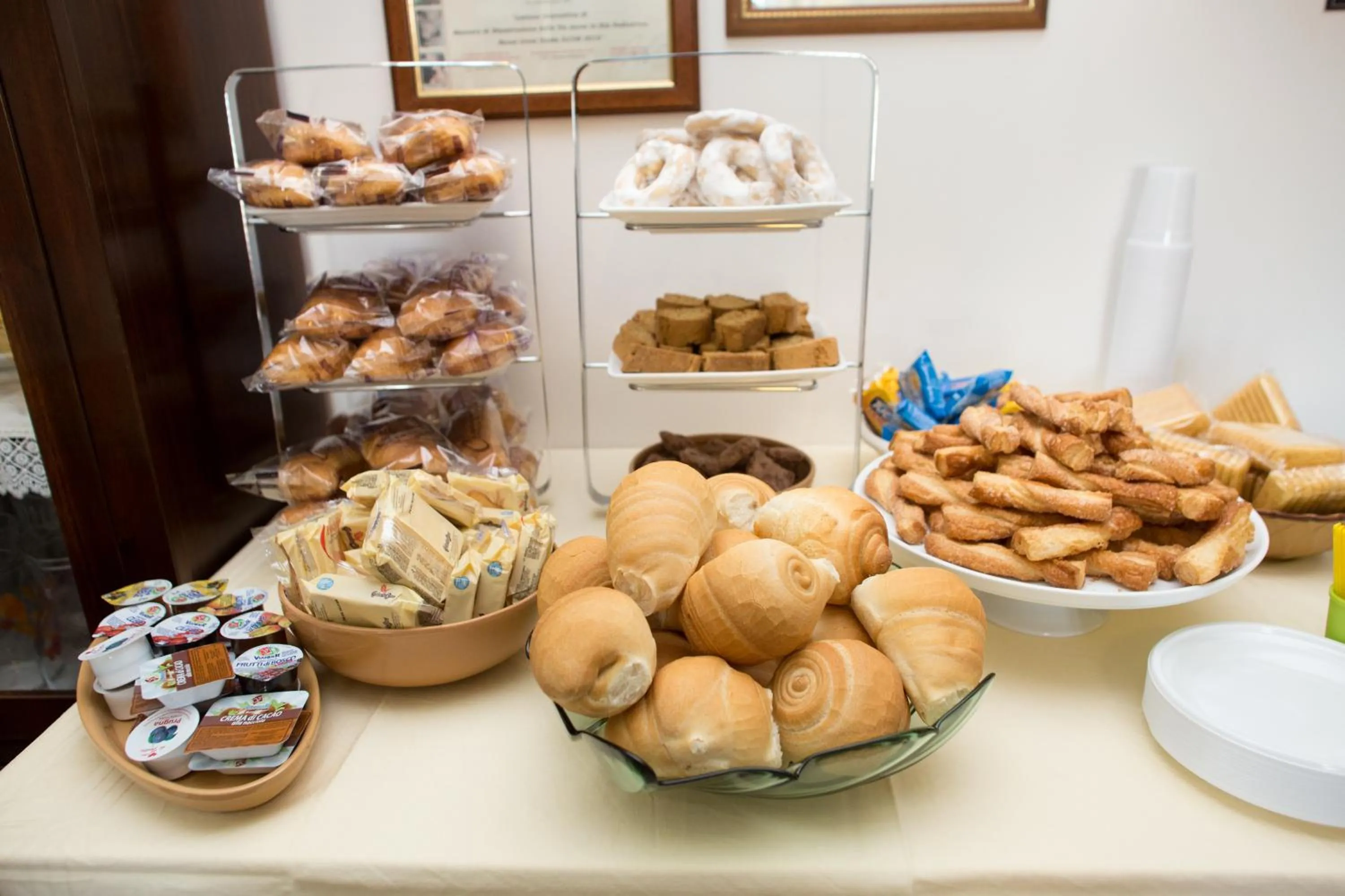 Food in Albergo Europa