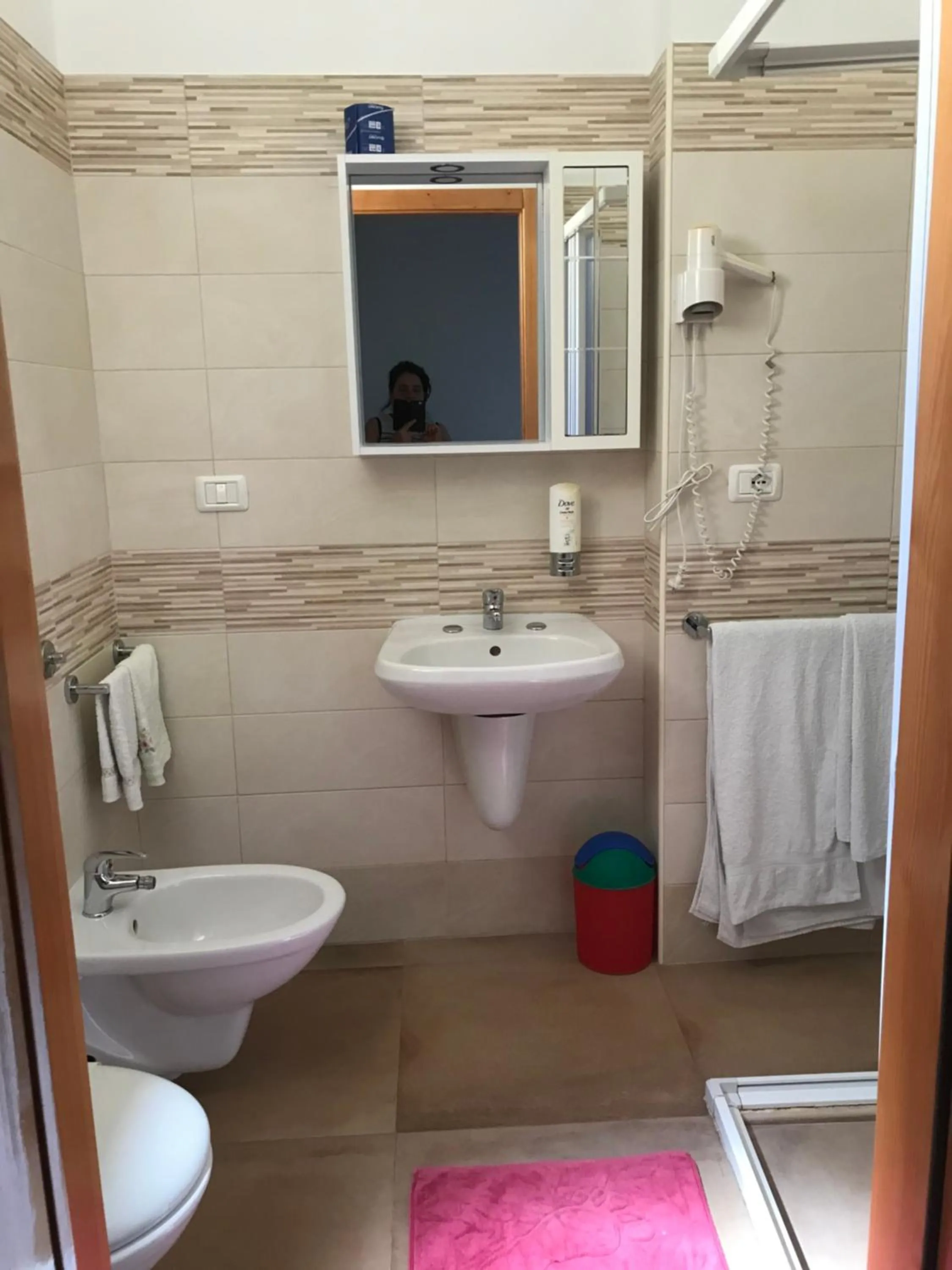 Bathroom in Albergo Europa