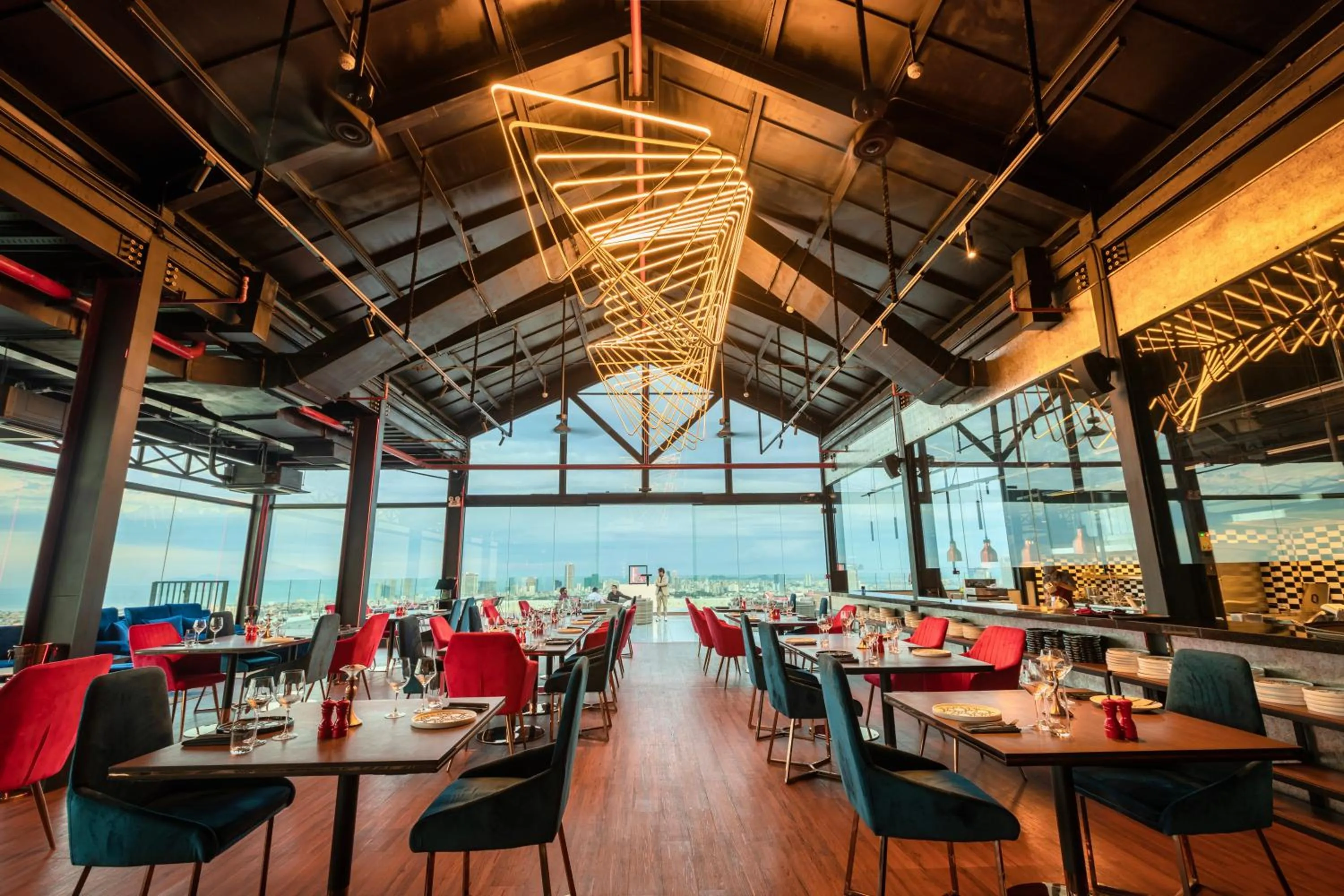 Restaurant/places to eat in Wyndham Danang Golden Bay - Free Shuttle Bus to Beach