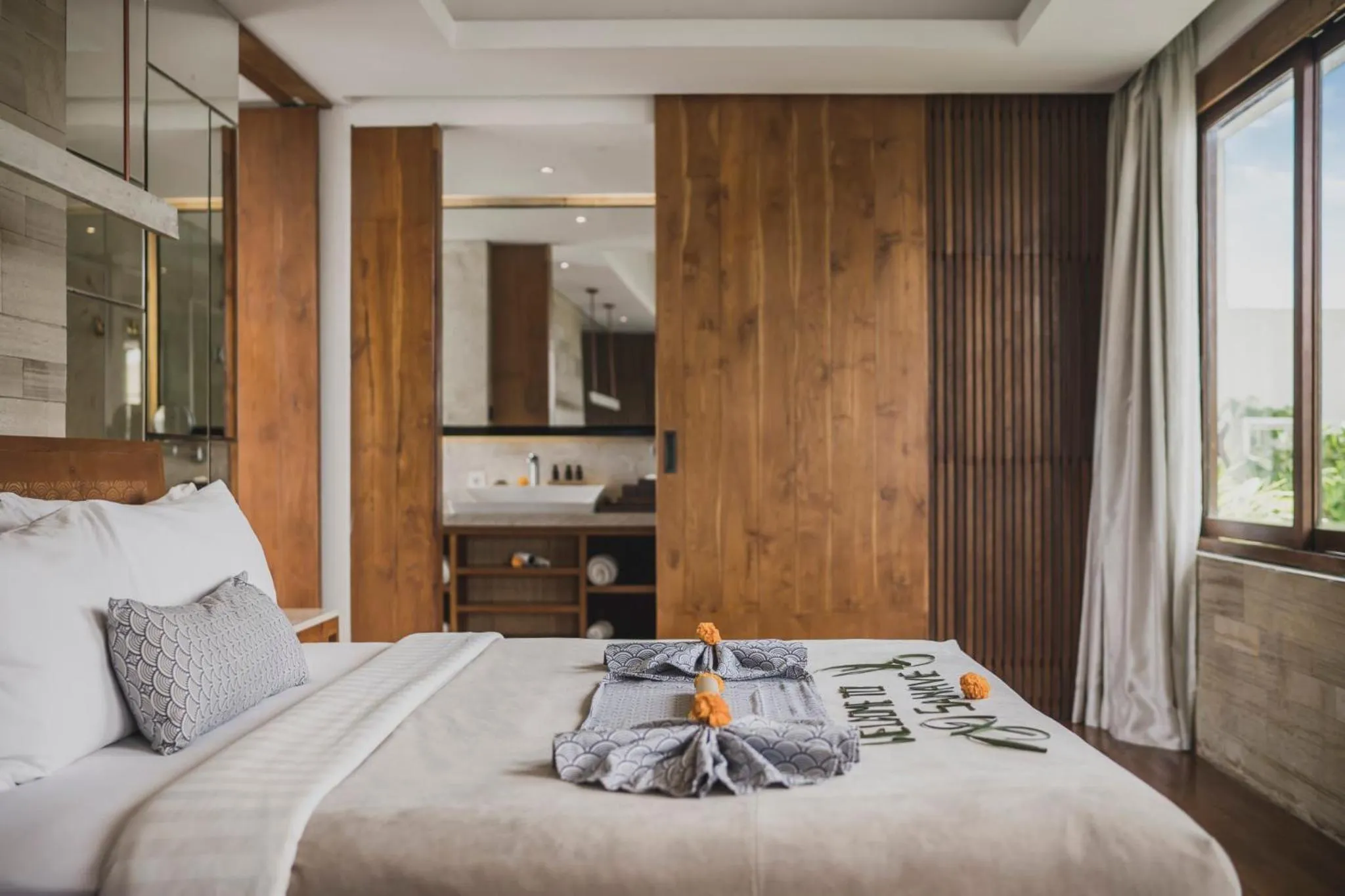 Bed in Sana Vie Villa Seminyak by Ini Vie Hospitality