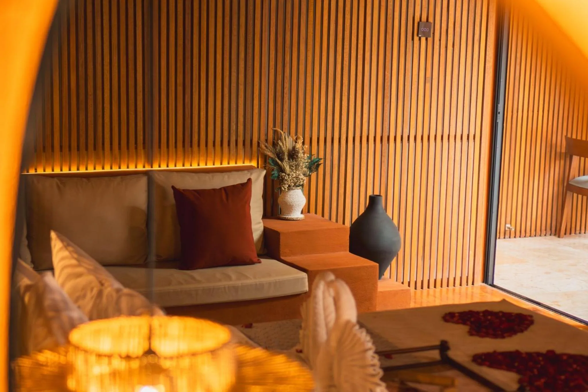 Living room, Bed in Sana Vie Villa Seminyak by Ini Vie Hospitality