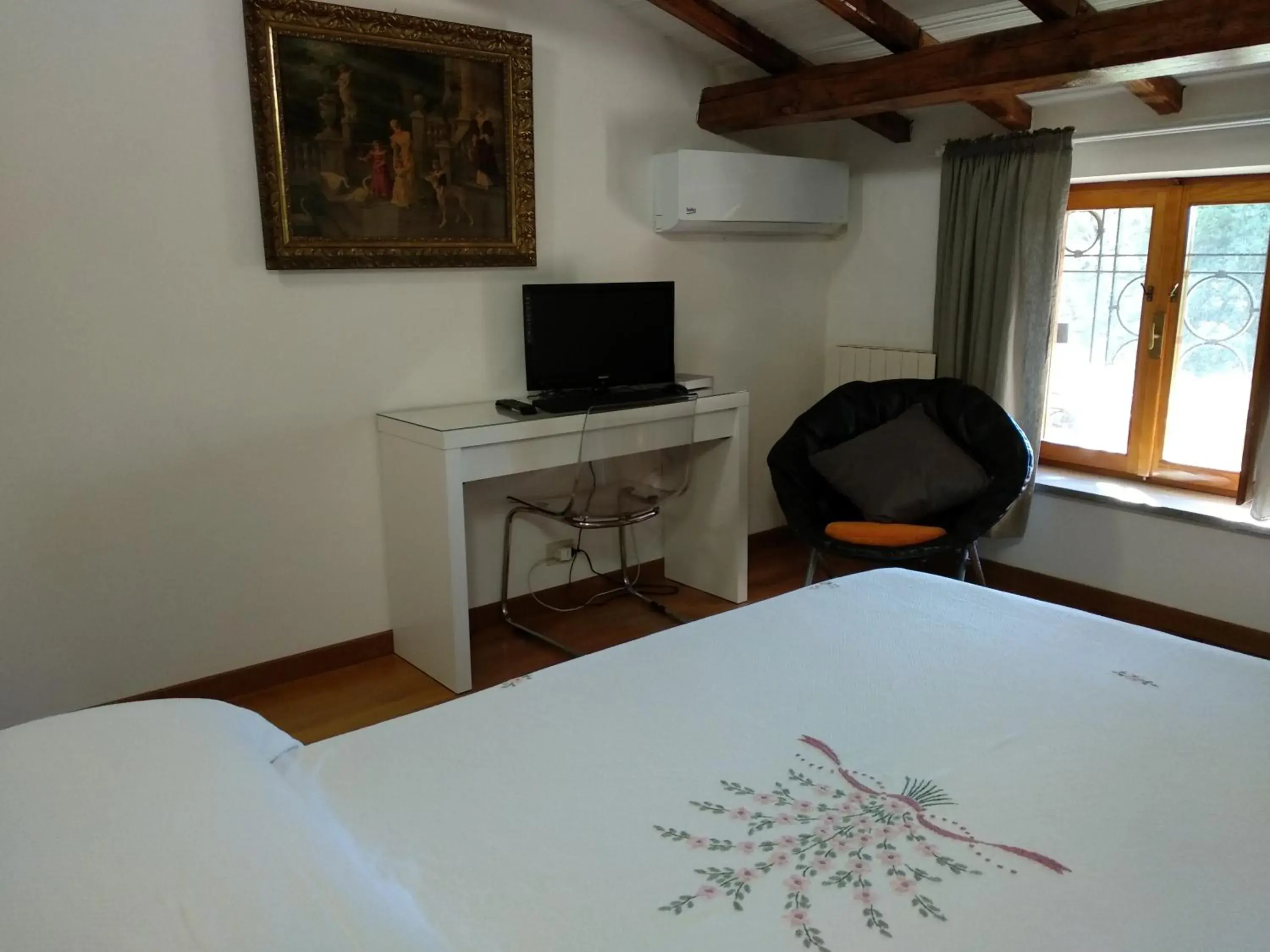 Double Room with Garden View in Baduerughe - ValledelLago Double Room with Garden View in Baduerughe - ValledelLago