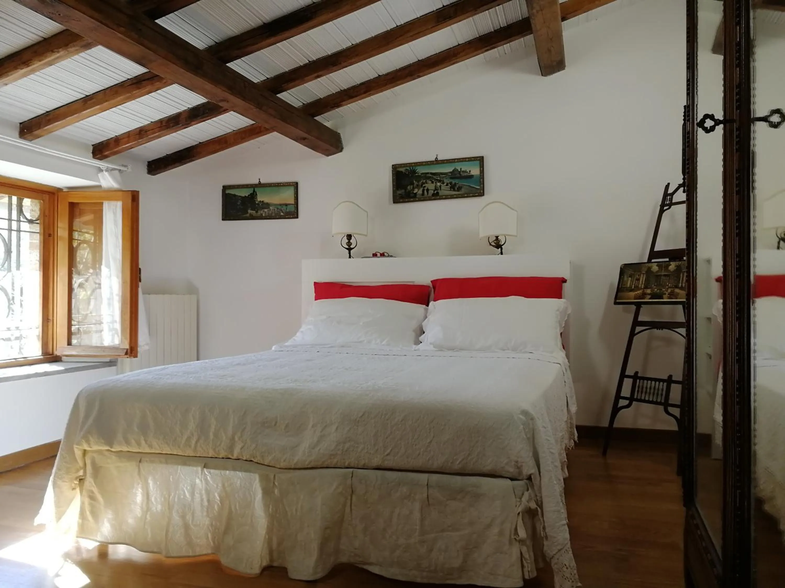 Photo of the whole room, Bed in Baduerughe - ValledelLago