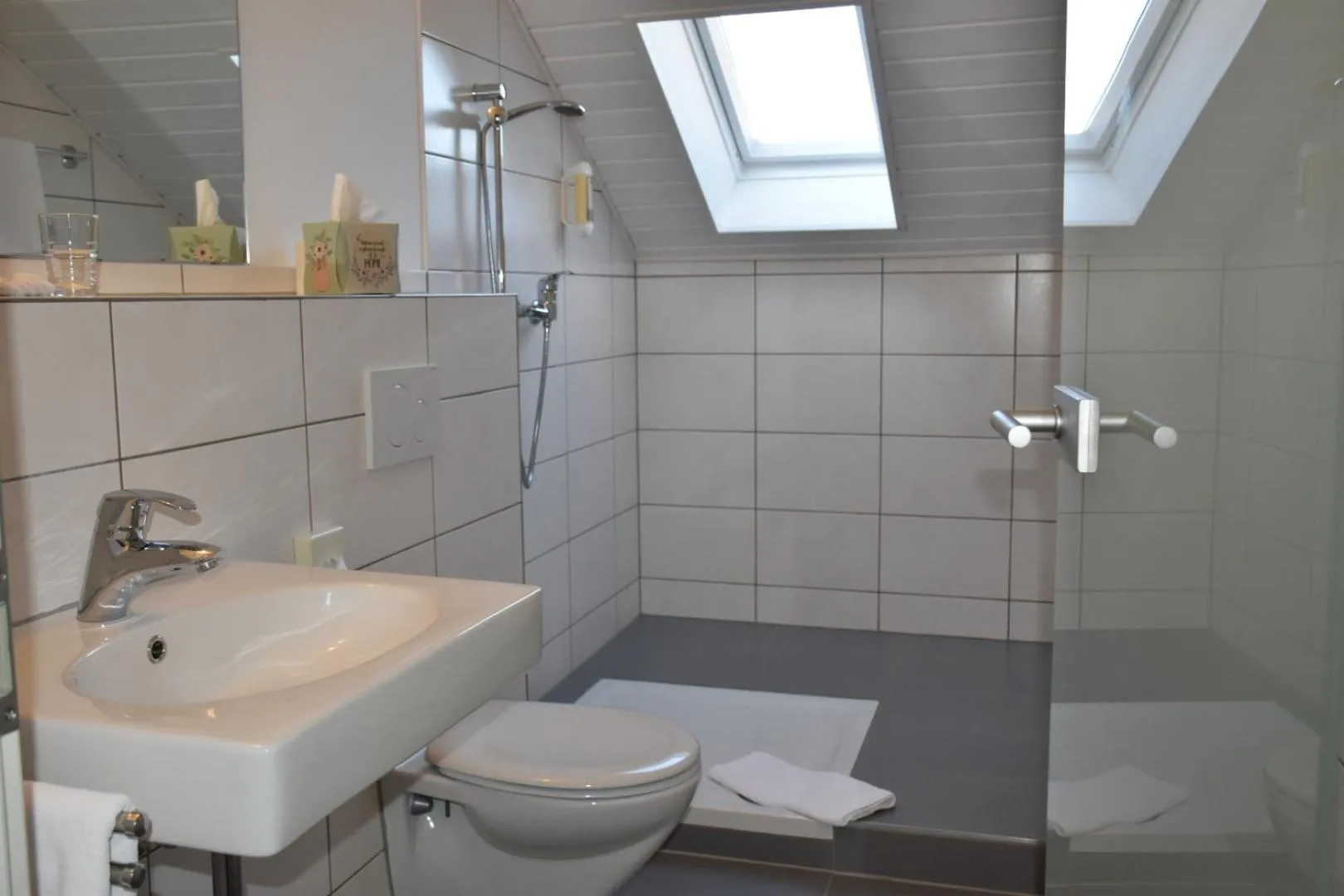 Bathroom in Hotel KAMPS