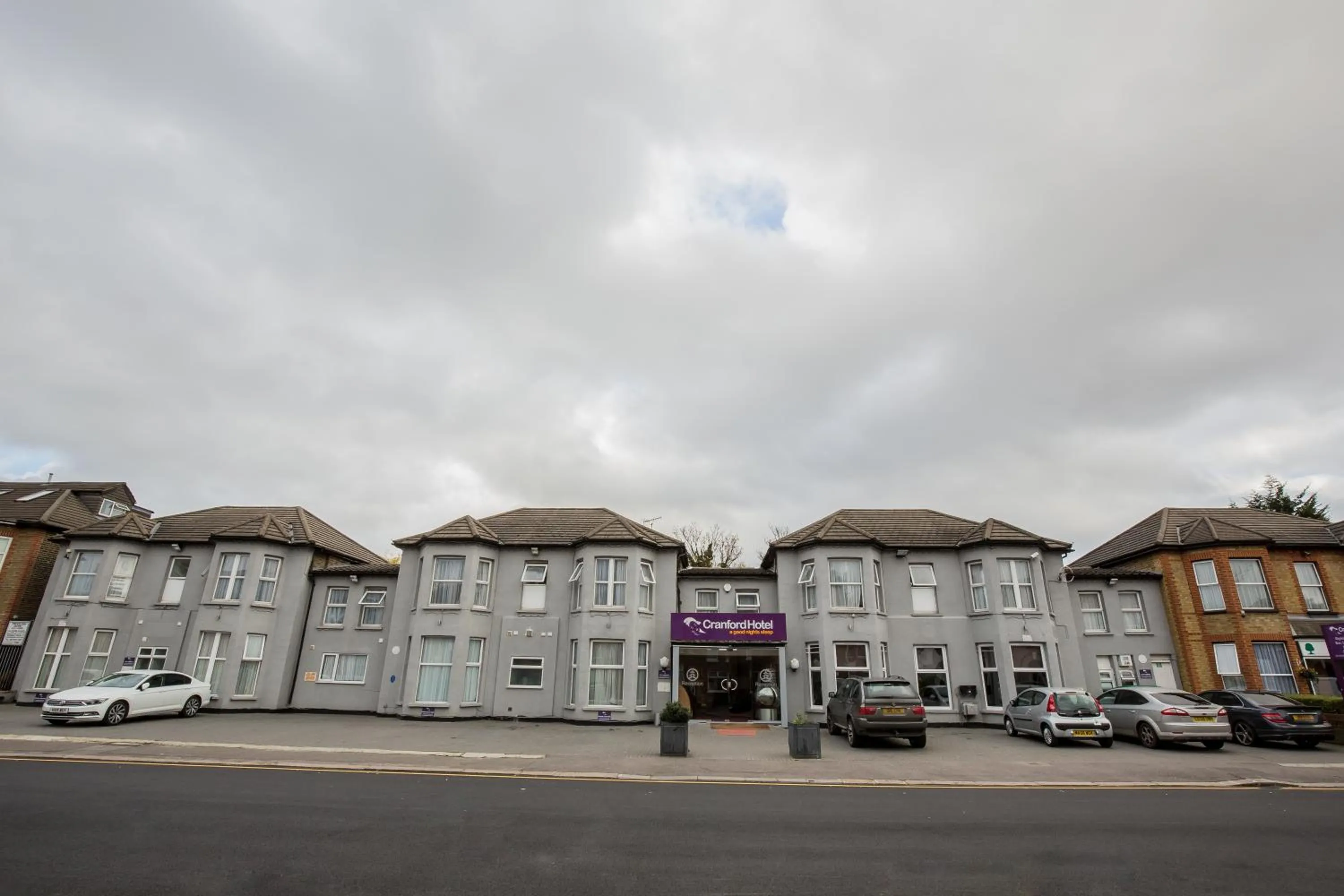 Facade/entrance, Property Building in Cranford Hotel