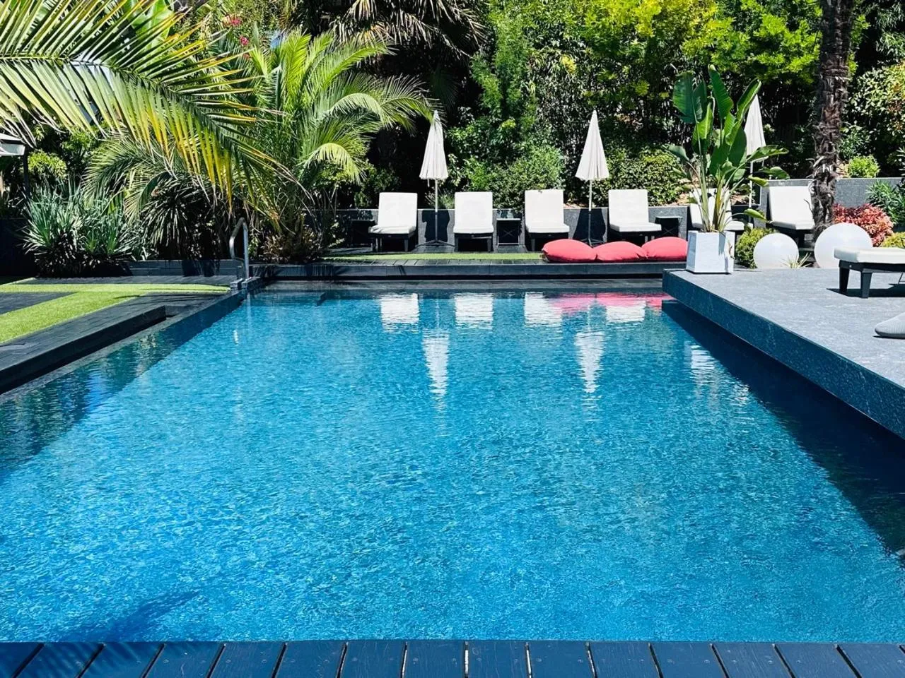 Garden in Les Suites du Lac