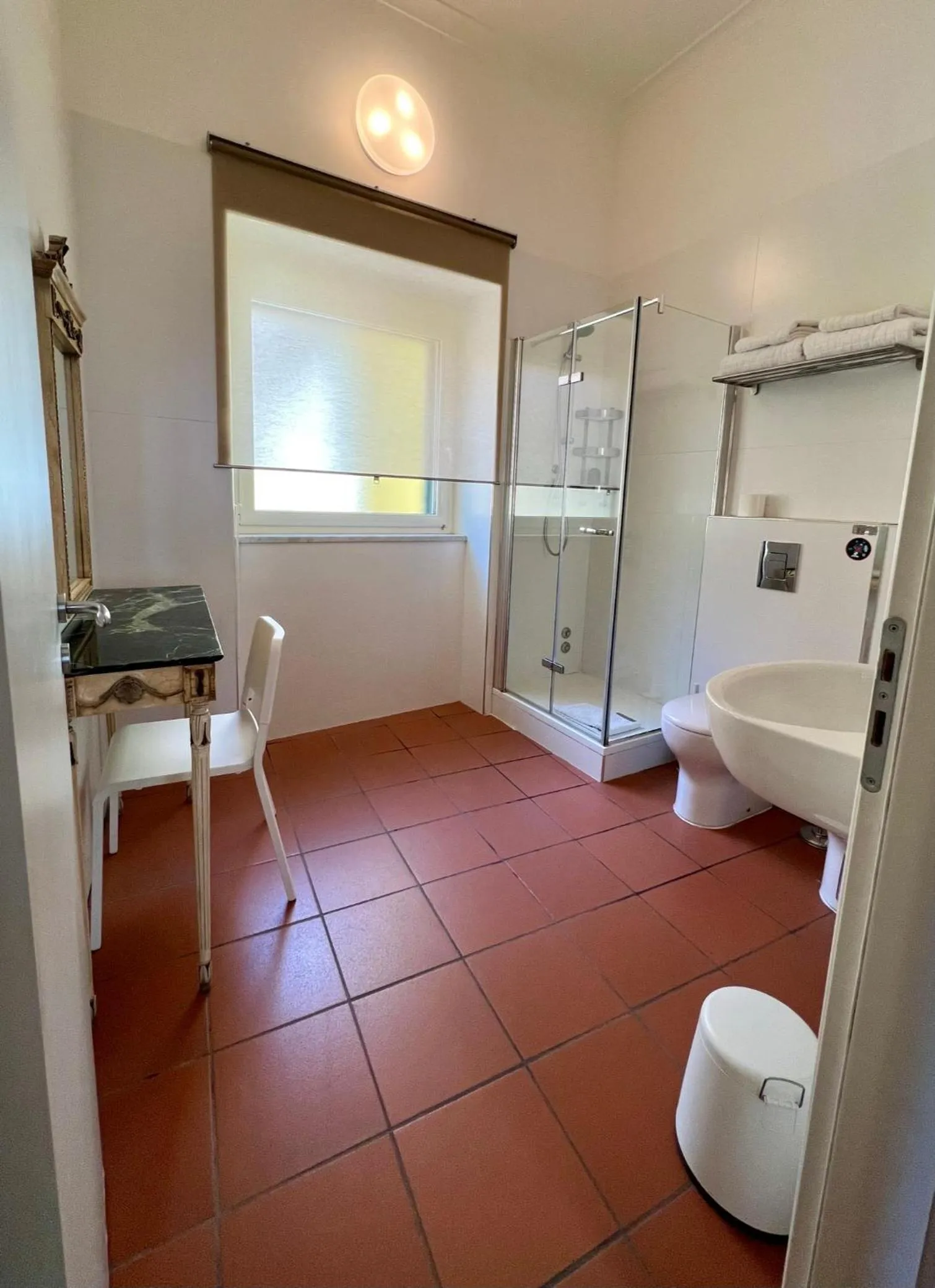 Shower in DayBreak B&B