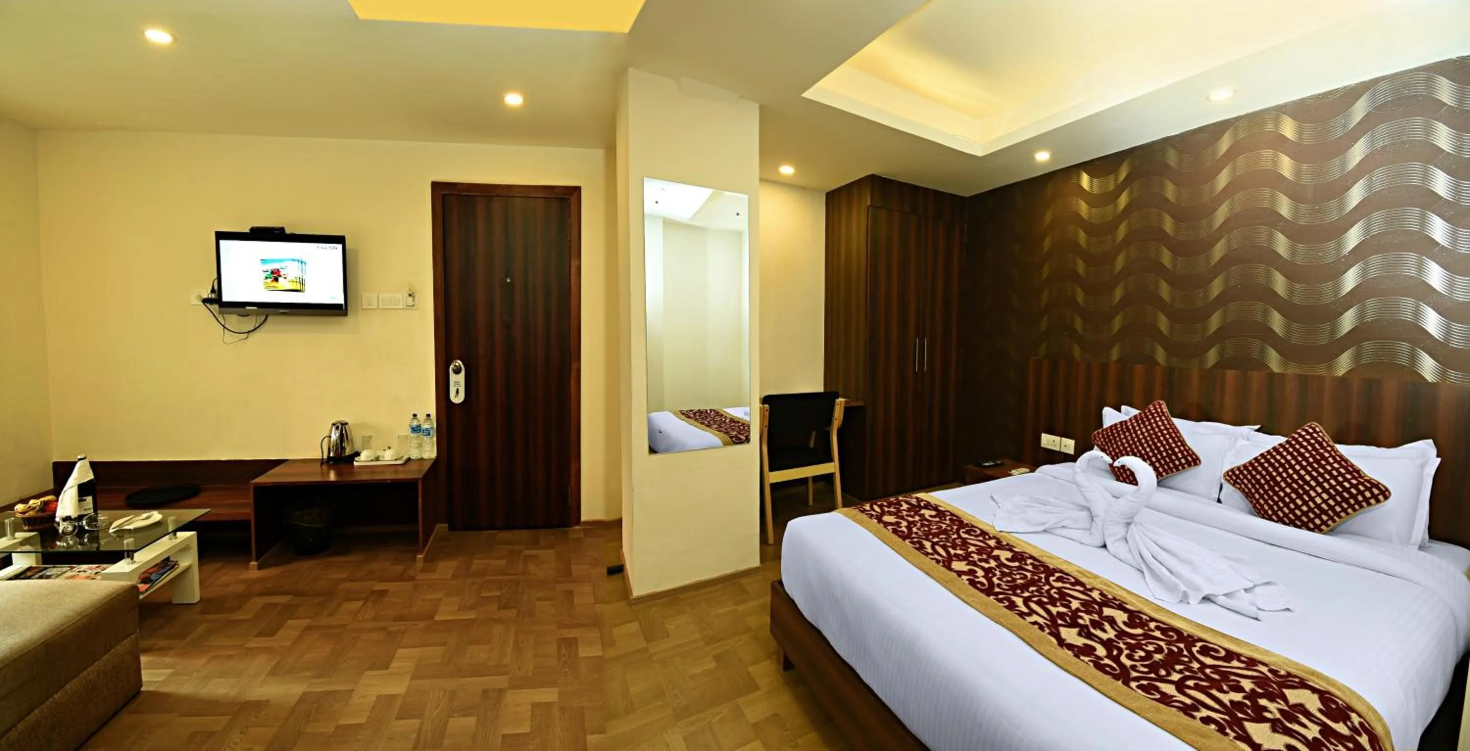 Bed in Hotel Next Home formerly Hotel Royal Suite