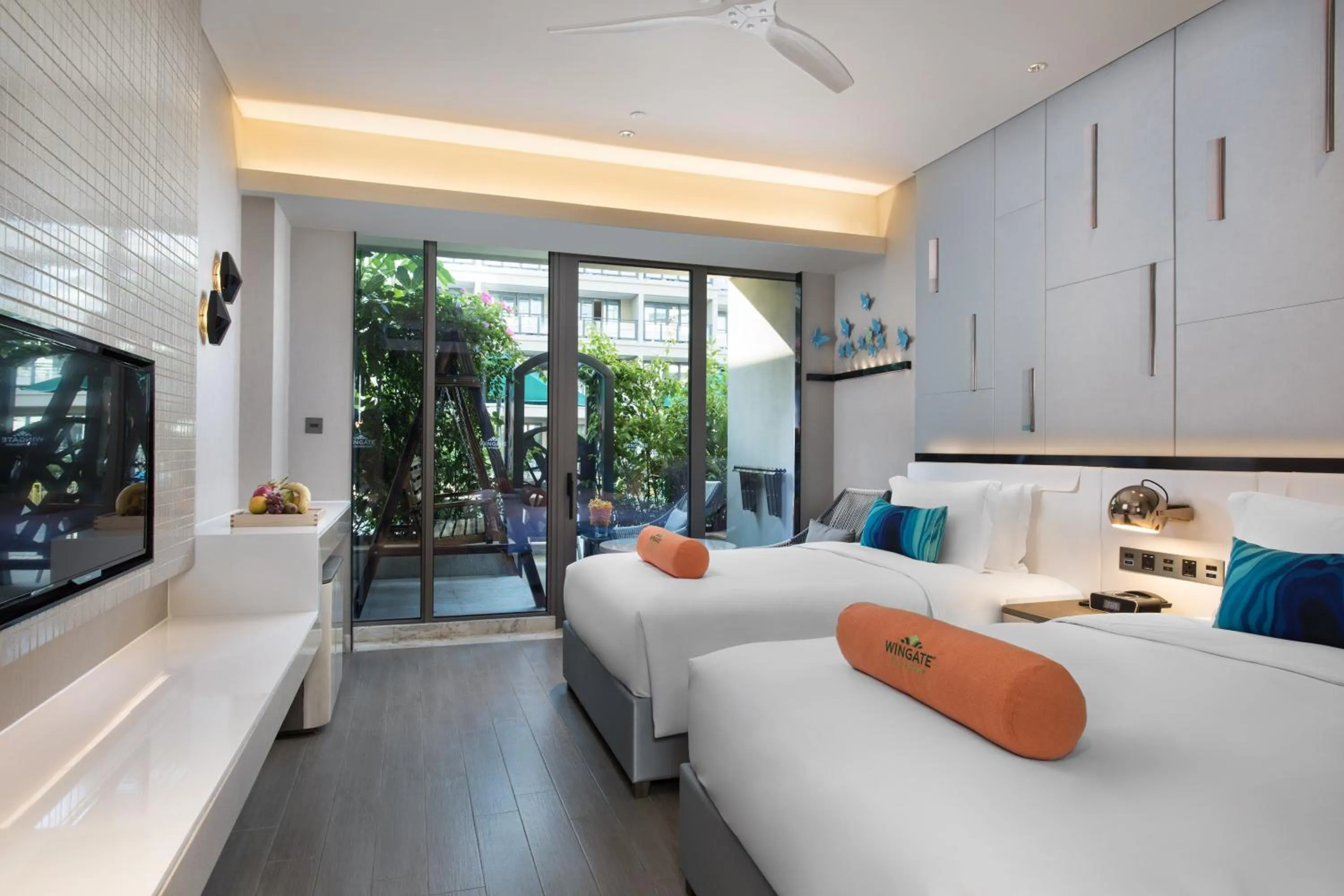 Photo of the whole room, Bed in 三亚鹿回头蔚景温德姆酒店