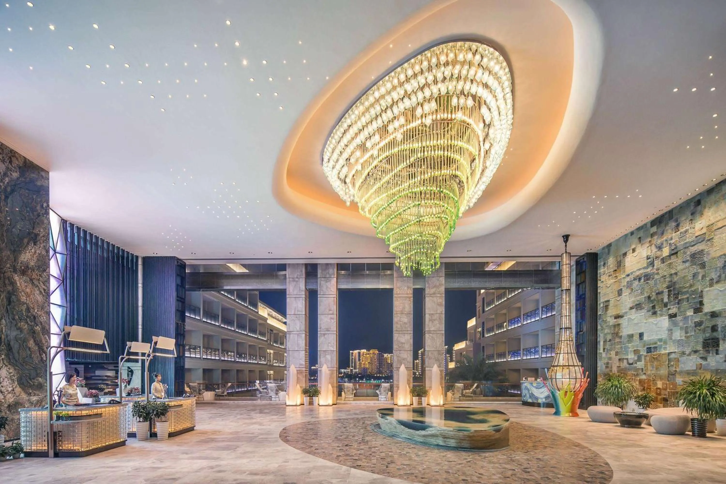 Lobby or reception in 三亚鹿回头蔚景温德姆酒店