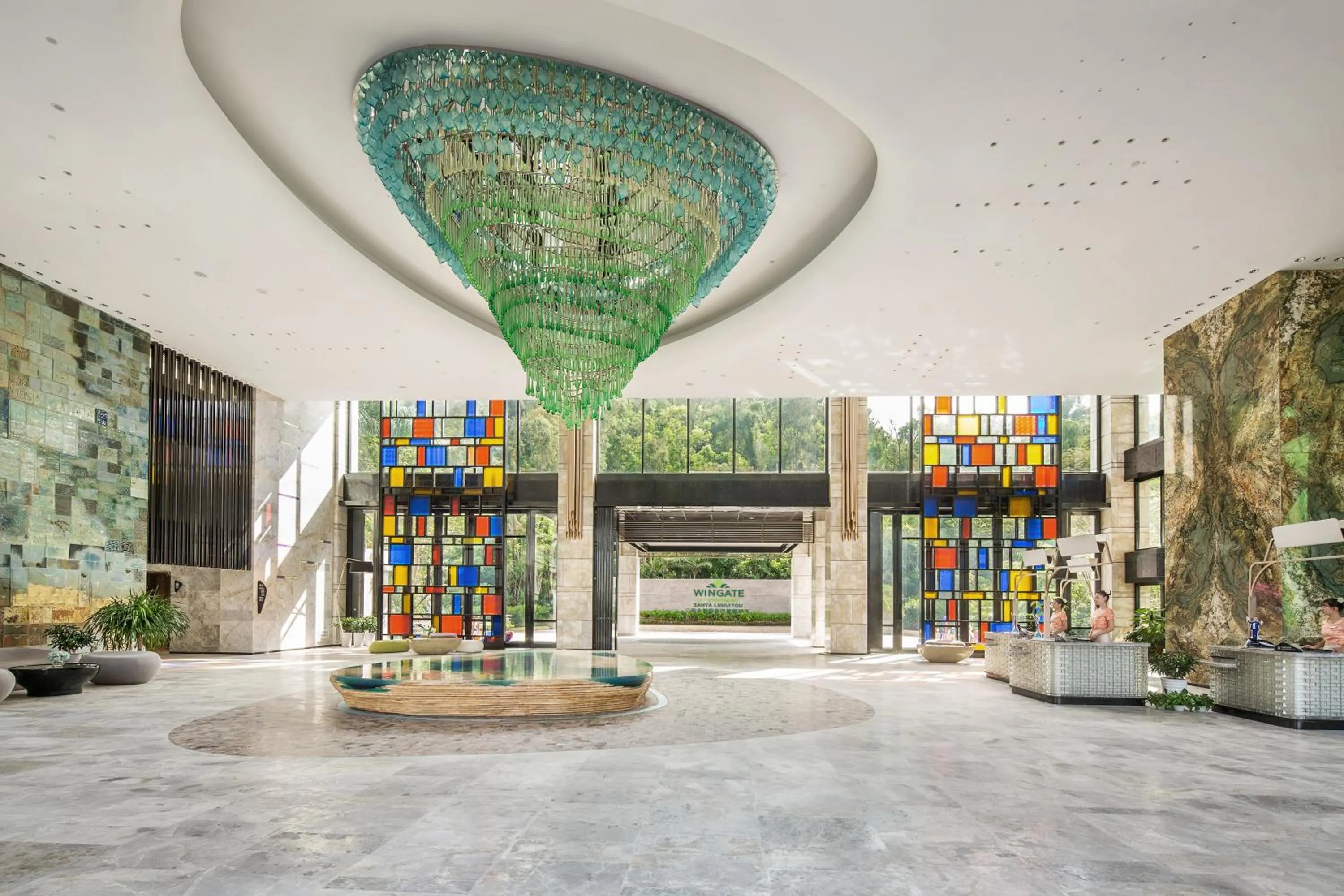 Lobby or reception in 三亚鹿回头蔚景温德姆酒店