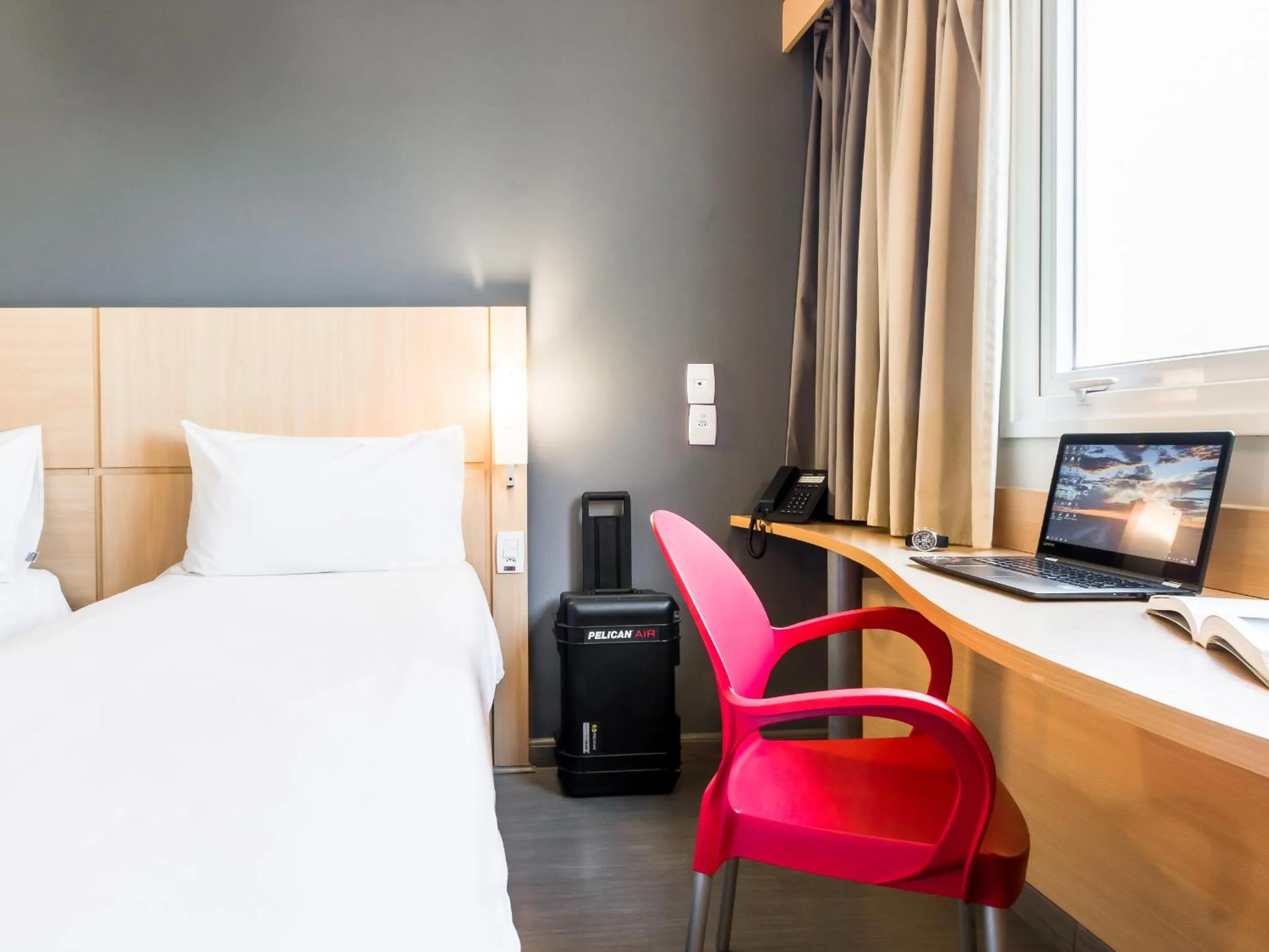 Photo of the whole room, Bed in ibis Marilia