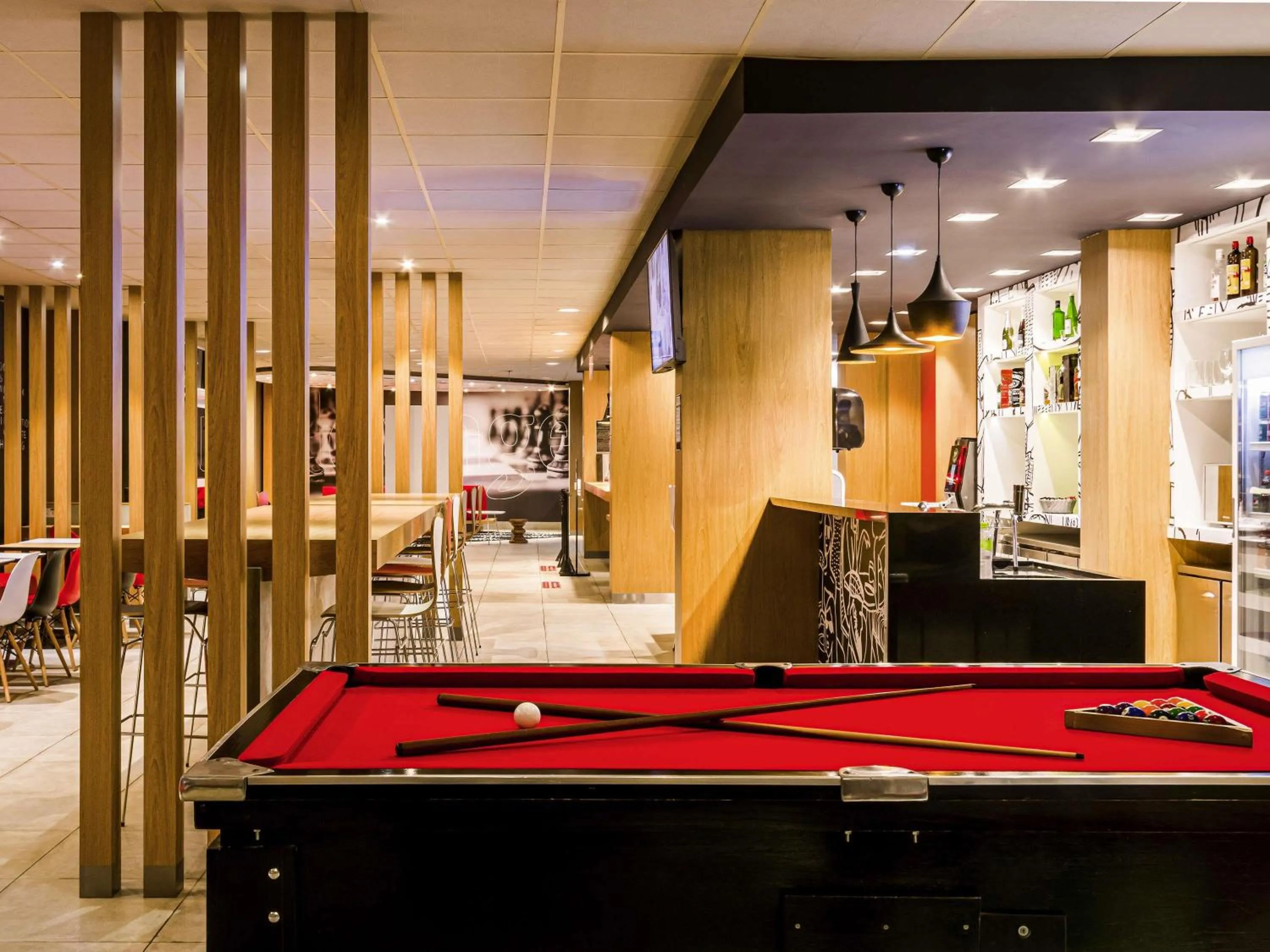 Lounge or bar in ibis Marilia