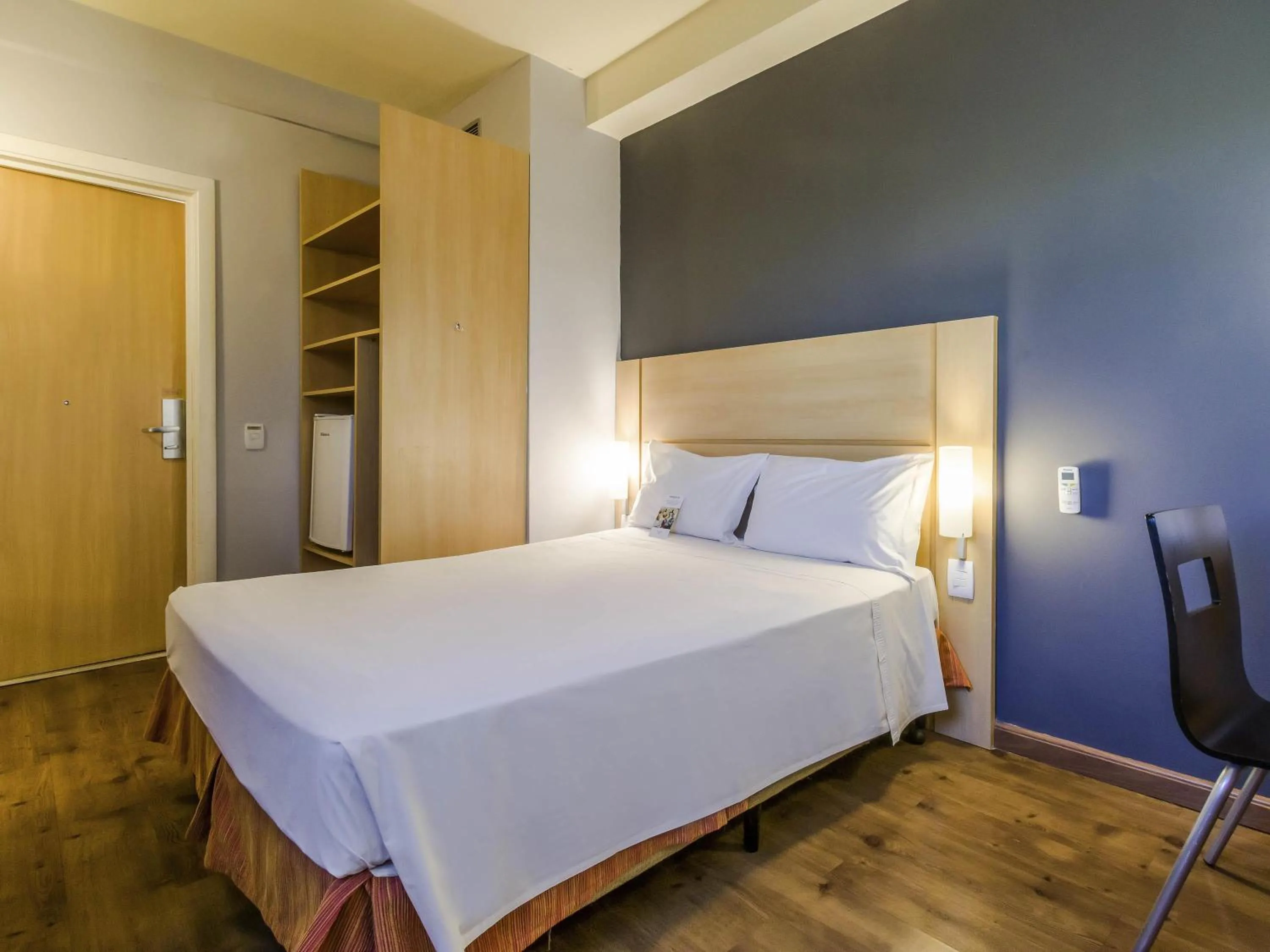 Bedroom, Bed in ibis Barretos