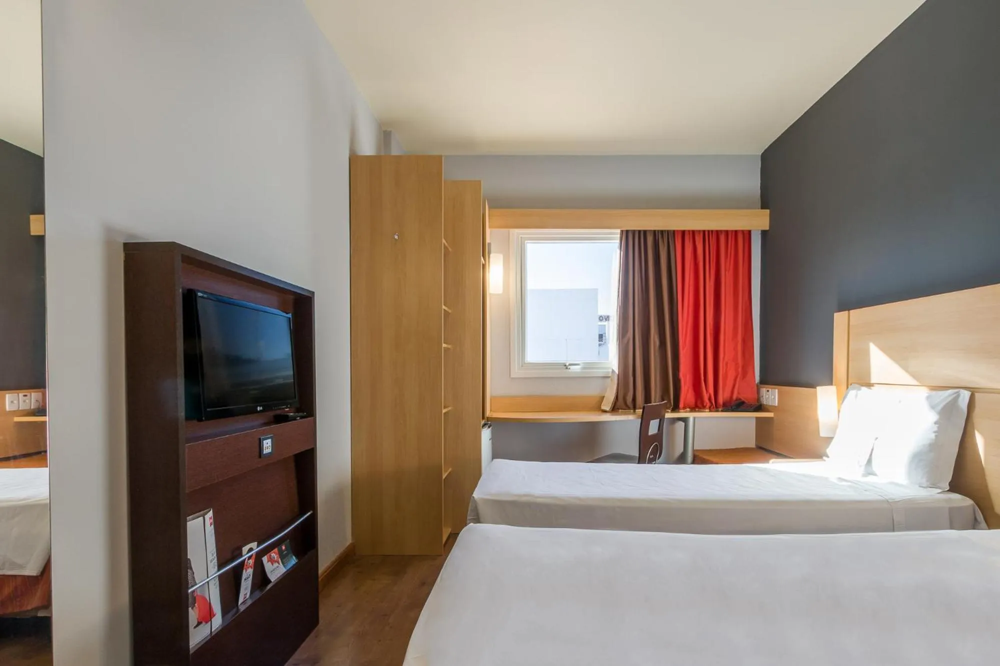 Bed in ibis Barretos